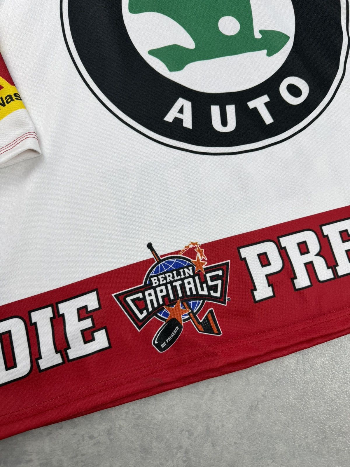 Nike Berlin Capitals Mezin #1 Hockey Jersey XL Size US XL / EU 56 / 4 - 2 Thumbnail