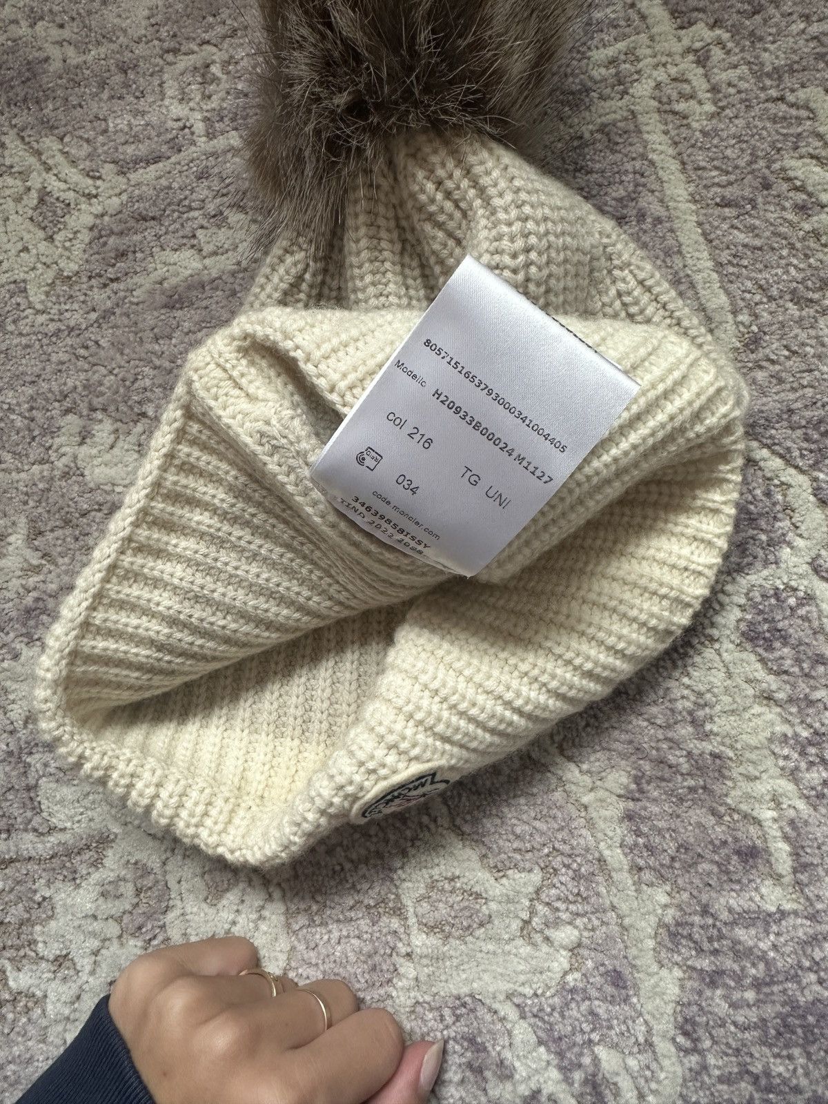 Moncler Moncler Beanie with fluffy ball Size ONE SIZE - 9 Thumbnail