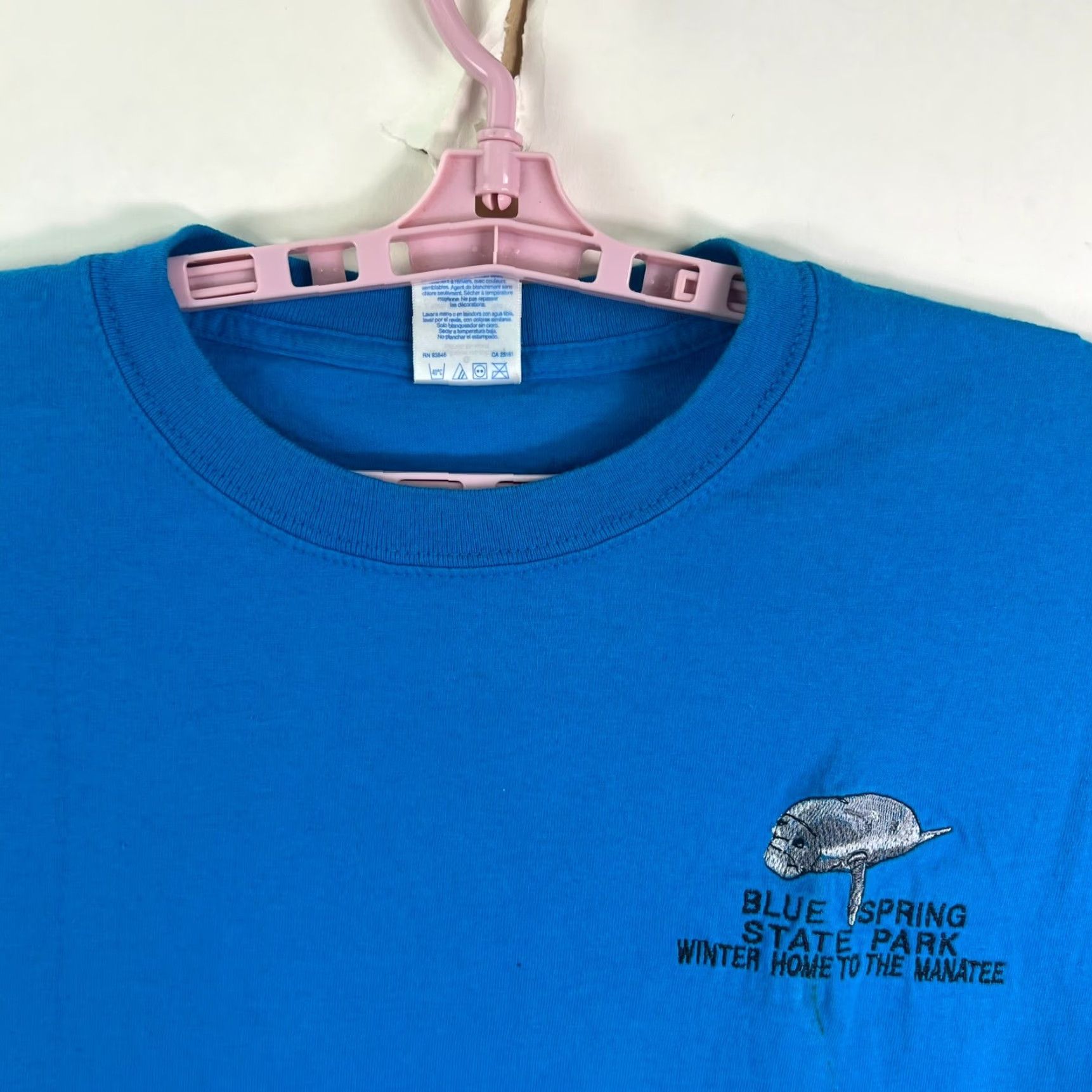 Vintage VINTAGE PARK Manatee Spring State Park T-Shirt Adult Large Blue Animals Nature Embroidered Size US L / EU 52-54 / 3 - 5 Thumbnail