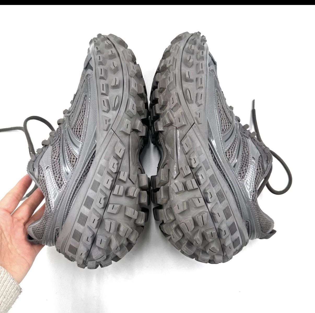 Balenciaga Balenciaga BOUNCER Grey Black Tire Sneakers K12 Size US 9 / IT 39 - 7 Thumbnail