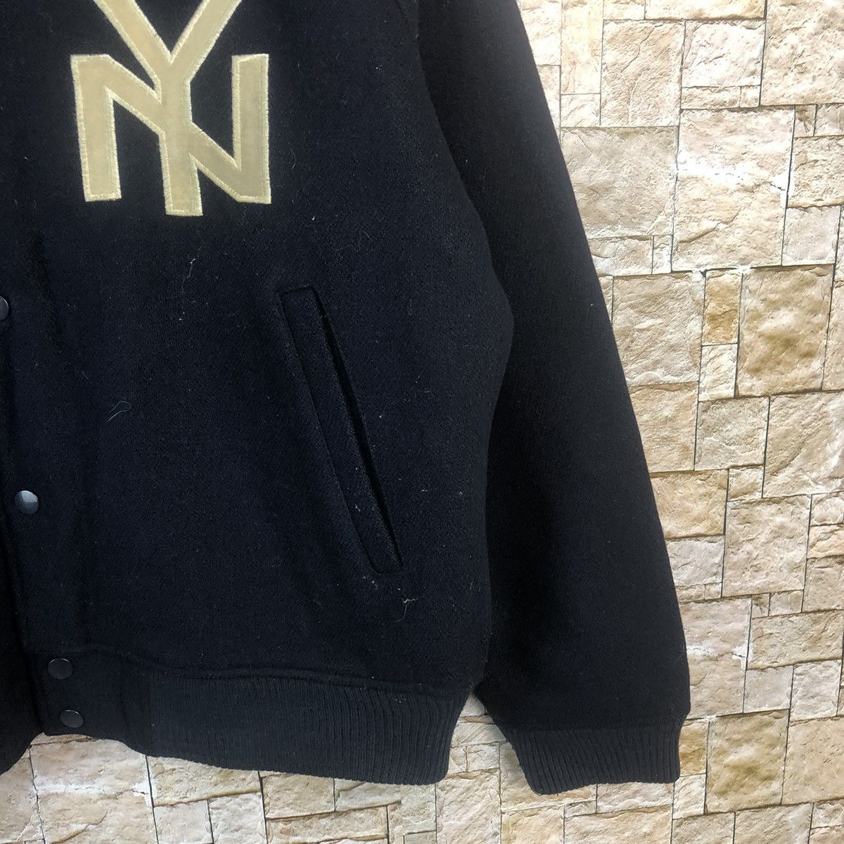 New York Yankees Comol Lake New York Black Bomber Jacket #A13 Size US L / EU 52-54 / 3 - 5 Thumbnail