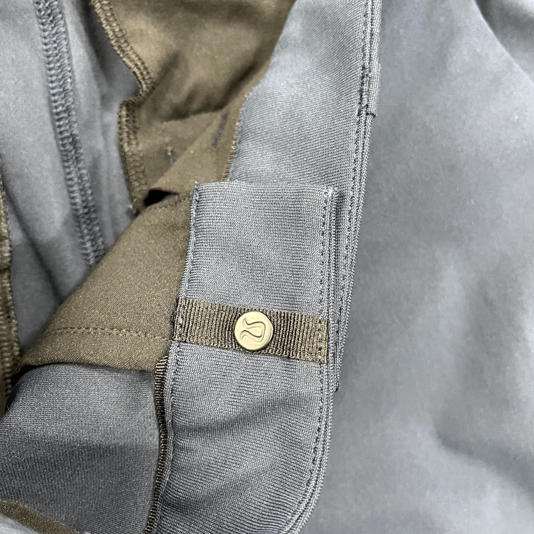 Lululemon Lululemon ABC Pants Mens 30x29 Blue Warpstreme Slim Casual Chino Button Preppy Pants - Regular Size 32 Size US 30 / EU 46 - 4 Thumbnail