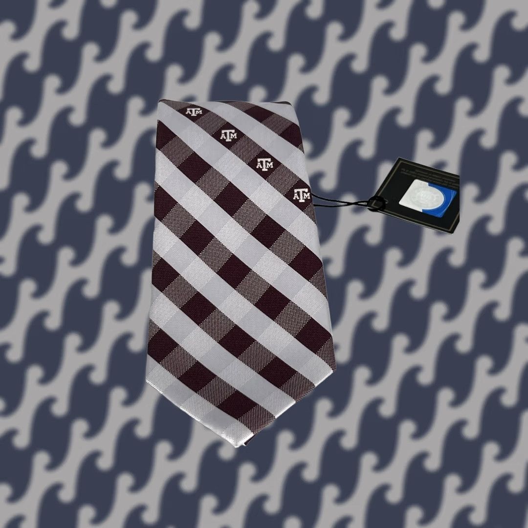 Vintage TEXAS A&M AGGIES Eagles Wings Maroon Striped Men Tie NWT Logo Neck Tie 57-60in Silk Size ONE SIZE - 1 Thumbnail