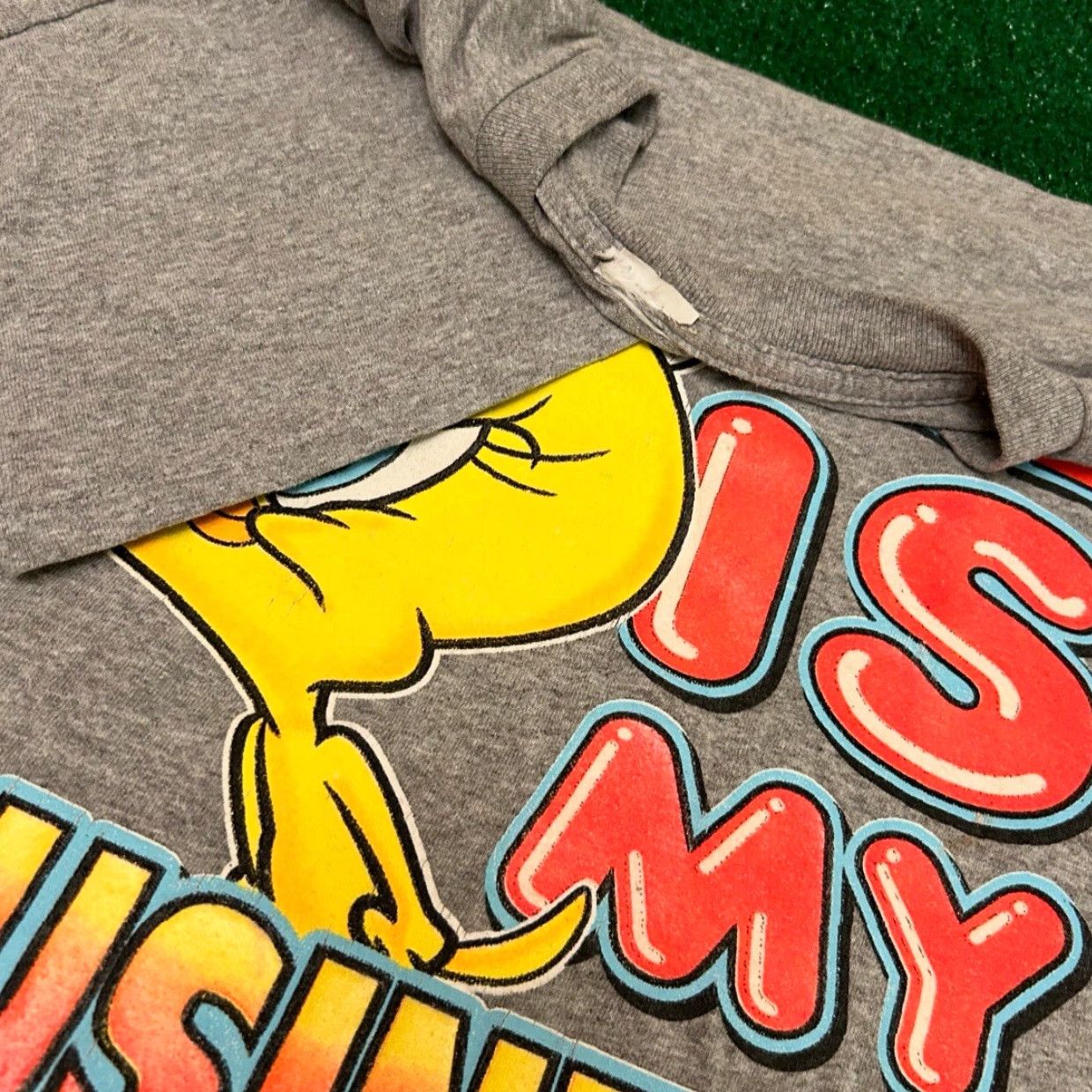 Vintage VINTAGE 90s Looney Tunes Tweety Bird Cartoon Attitude VTG Shirt Men 2XL Gray Short Sleeve T-Shirt Size US XXL / EU 58 / 5 - 2 Thumbnail