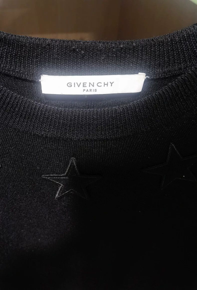 Givenchy Givenchy Wool sweater, size L Size US M / EU 48-50 / 2 - 2 Thumbnail