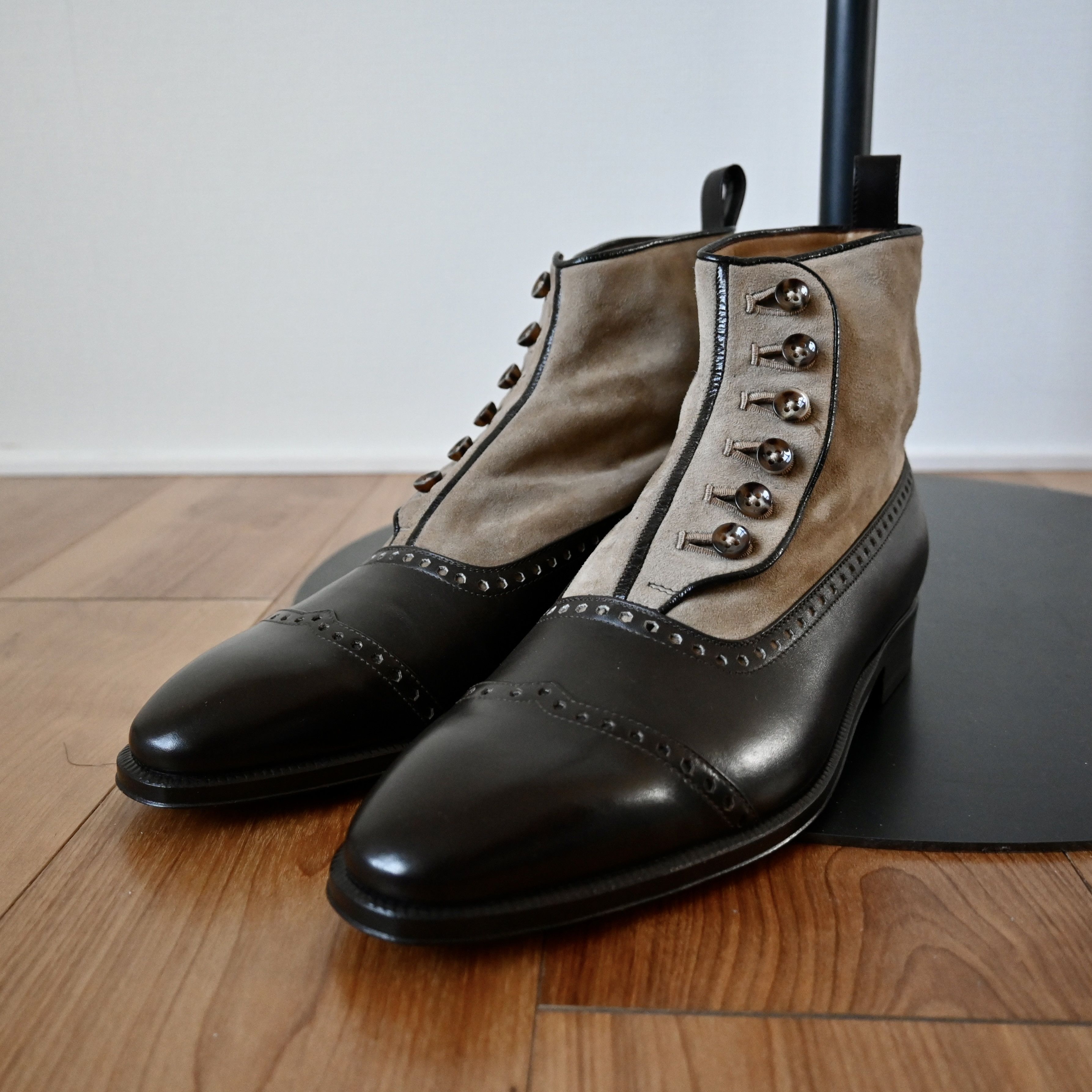 Lamborghini Enzo Bonafe x Lamborghini button ankle boots made in Italy Size US 8 / EU 41 - 2 Thumbnail