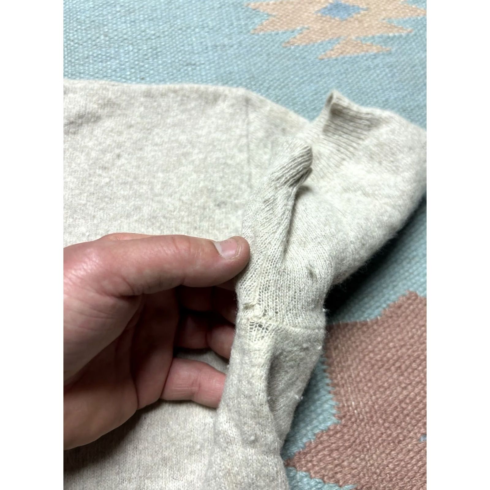 Vintage VINTAGE 1950s Short Sleeve Fur Sweater Lambs Wool Blend Women's L Beige Pullover Women's Size L / US 10 / IT 46 - 8 Thumbnail