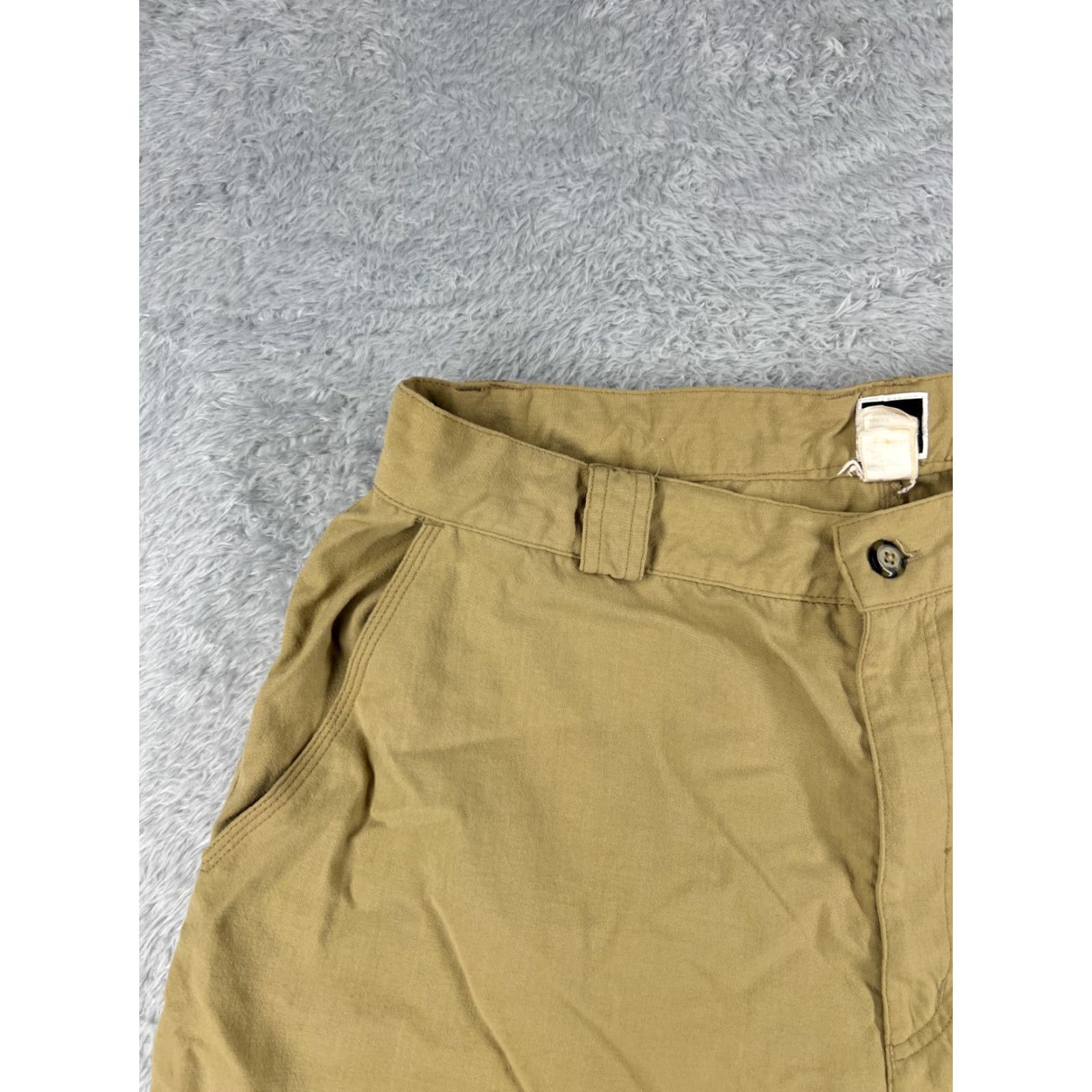 The North Face The North Face Short Men 38 Beige Nylon Polyester Zipper Pocket Cargo 7 Inseam Regular 38x7 Chino Canvas Golf Casual Travel Size US 38 / EU 54 - 4 Thumbnail