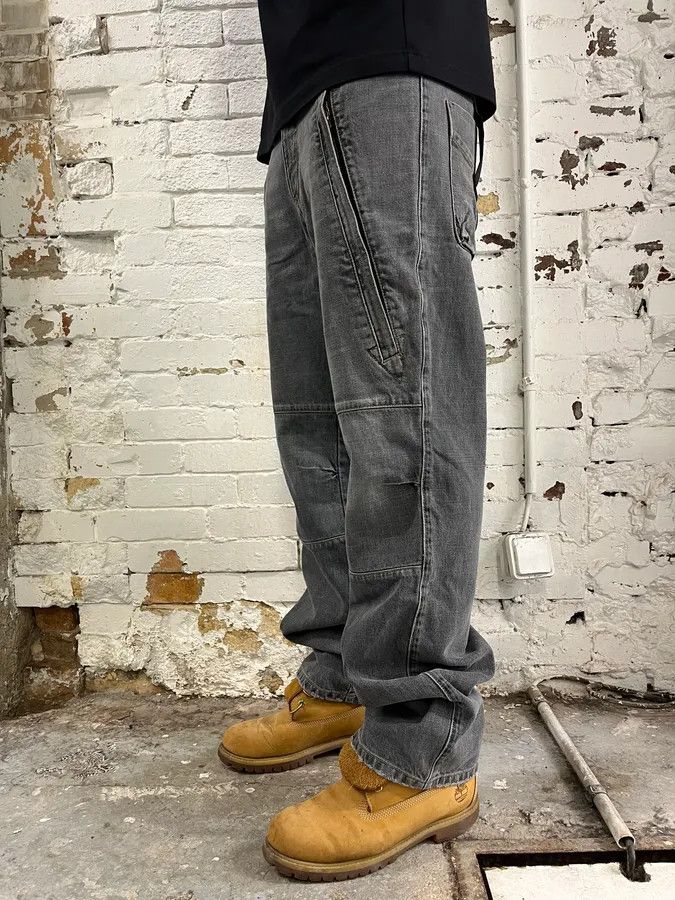Dolce & Gabbana AW2003 Dolce & Gabbana Grey Anatomic Zip Bondage Denim Jeans Size US 32 / EU 48 - 2 Thumbnail