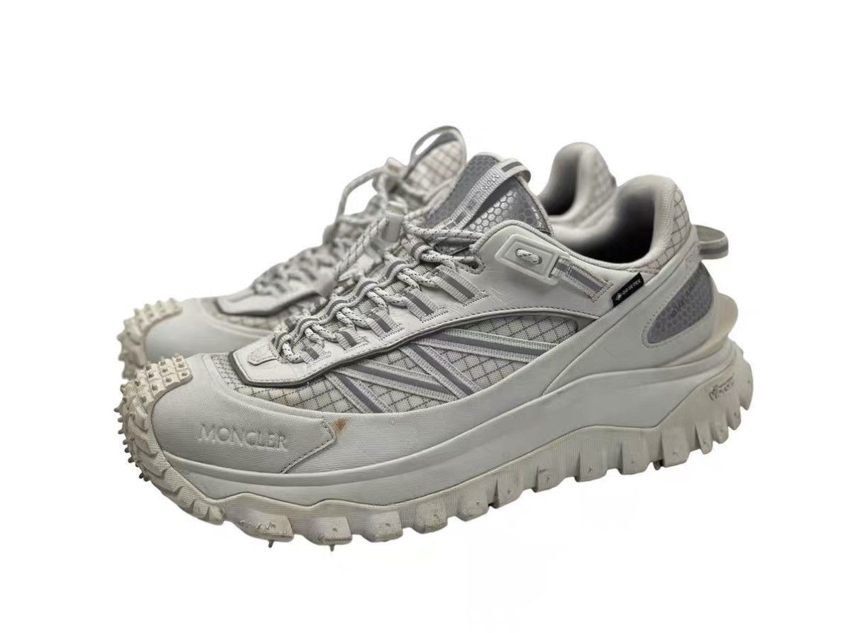 Moncler Silver Low-Top Sneakers Size 10 Size US 10 / EU 43 - 1 Thumbnail