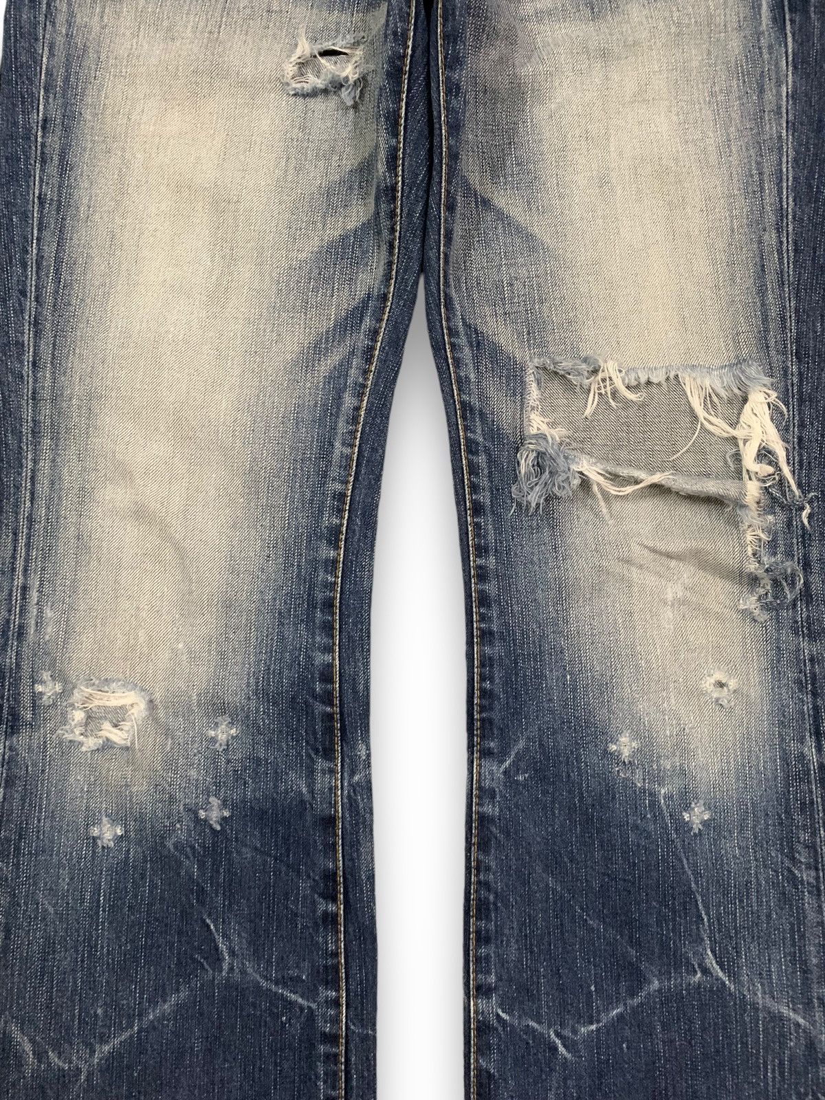If Six Was Nine Japanese Blue Way Cracked Wash Cross Distressed Flare Jeans Size US 30 / EU 46 - 7 Thumbnail