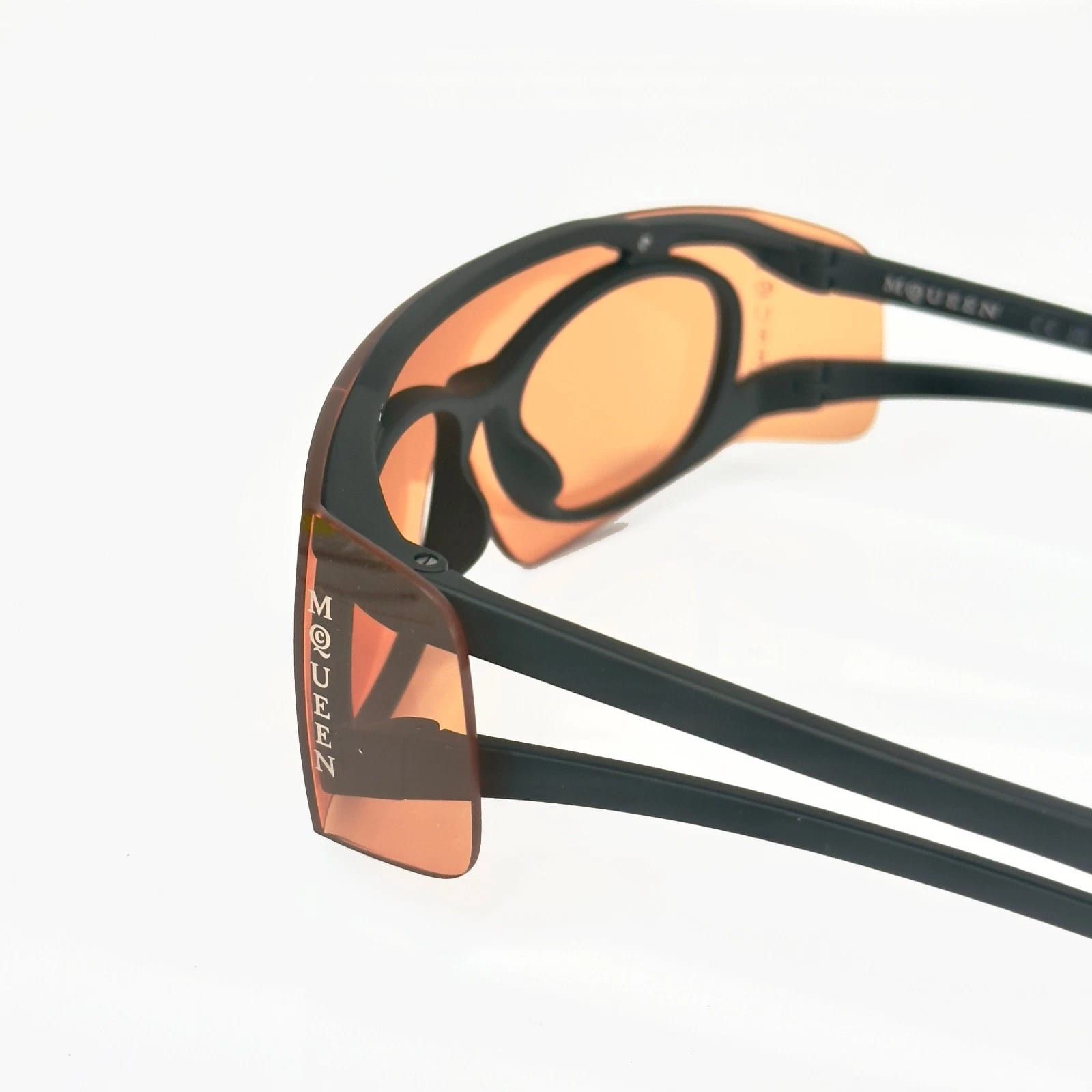 Alexander McQueen ALEXANDER MCQUEEN AM0489S 0489 Black Orange Mask Fashion 003 Size ONE SIZE - 8 Thumbnail