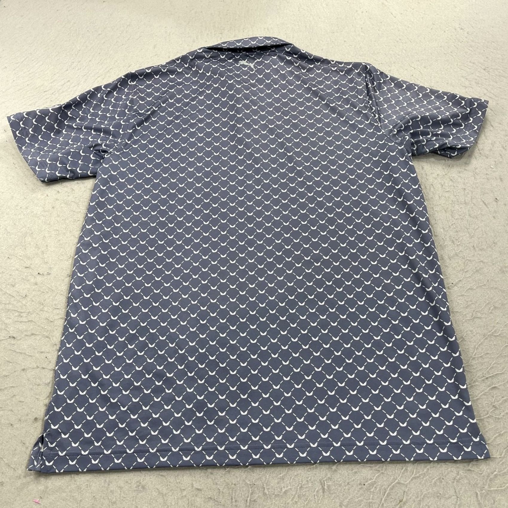 Puma PUMA Golf Polo Shirt Mens L Gray Blue Geometric Short Sleeve Collared Button Regular Stretch Casual Pattern Logo Family: Wolf Creek? Size US L / EU 52-54 / 3 - 5 Thumbnail
