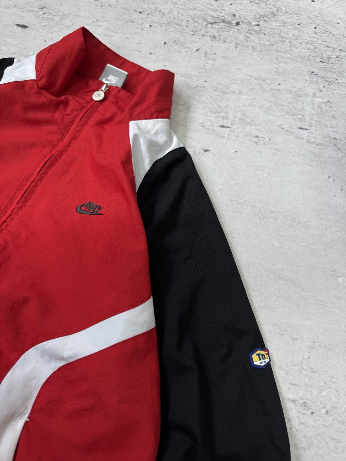 Nike × Vintage NIKE TN PLUS VINTAGE BASIC LOGO OVERSIZE BAGGY LIGHT JACKET Size US S / EU 44-46 / 1 - 4 Thumbnail