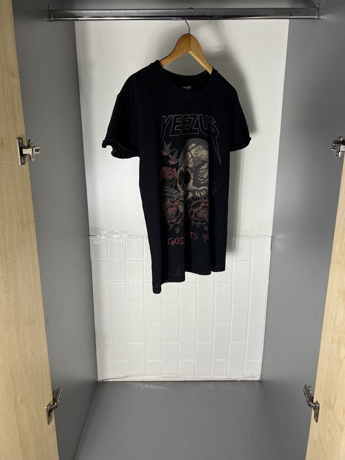 Vintage VERY RARE KANY WEST YEEZUS TOUR PABLO YEEZY ALBUM Y2K 90s Size US S / EU 44-46 / 1 - 6 Thumbnail