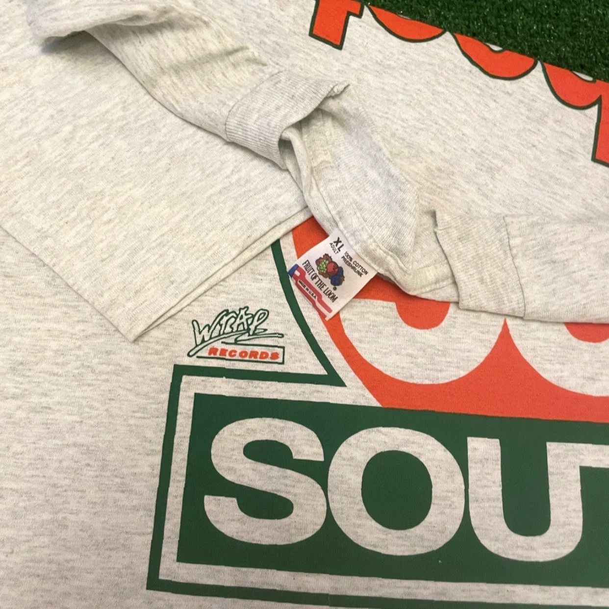 Vintage VINTAGE 90s Quad City Knock 95 South Whoot There It Is Rap Tee Shirt XL Gray Mens Short Sleeve T-Shirt Hip Hop 90s Freaknik Size US XL / EU 56 / 4 - 3 Thumbnail