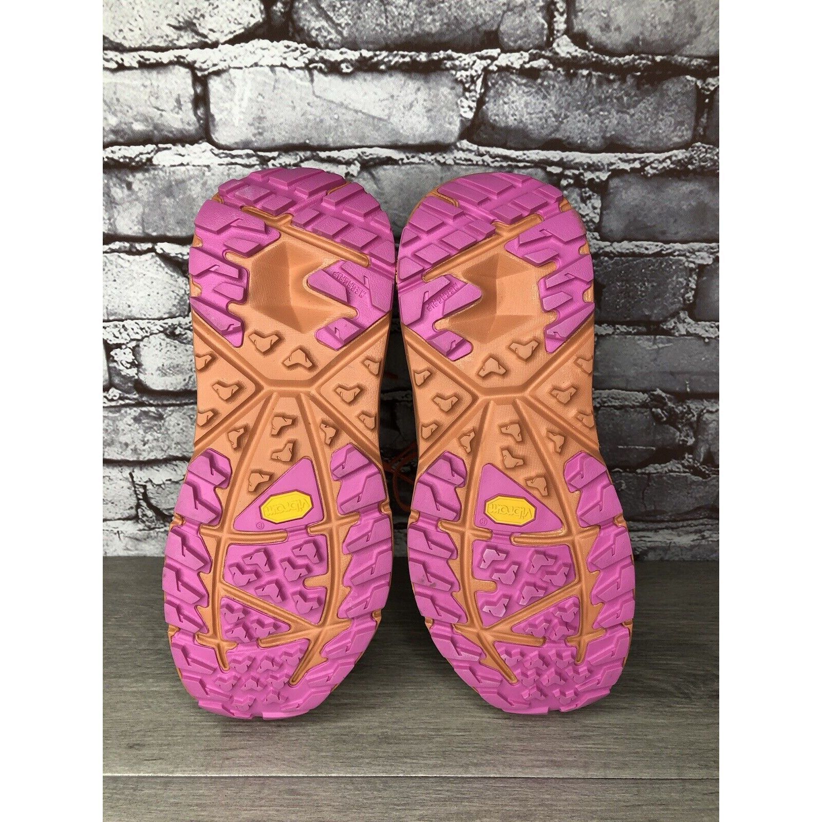Hoka Hoka Kaha Low GTX Mental Health Hiking Sand Sun Baked Sneake Size US 9.5 / EU 42-43 - 11 Thumbnail