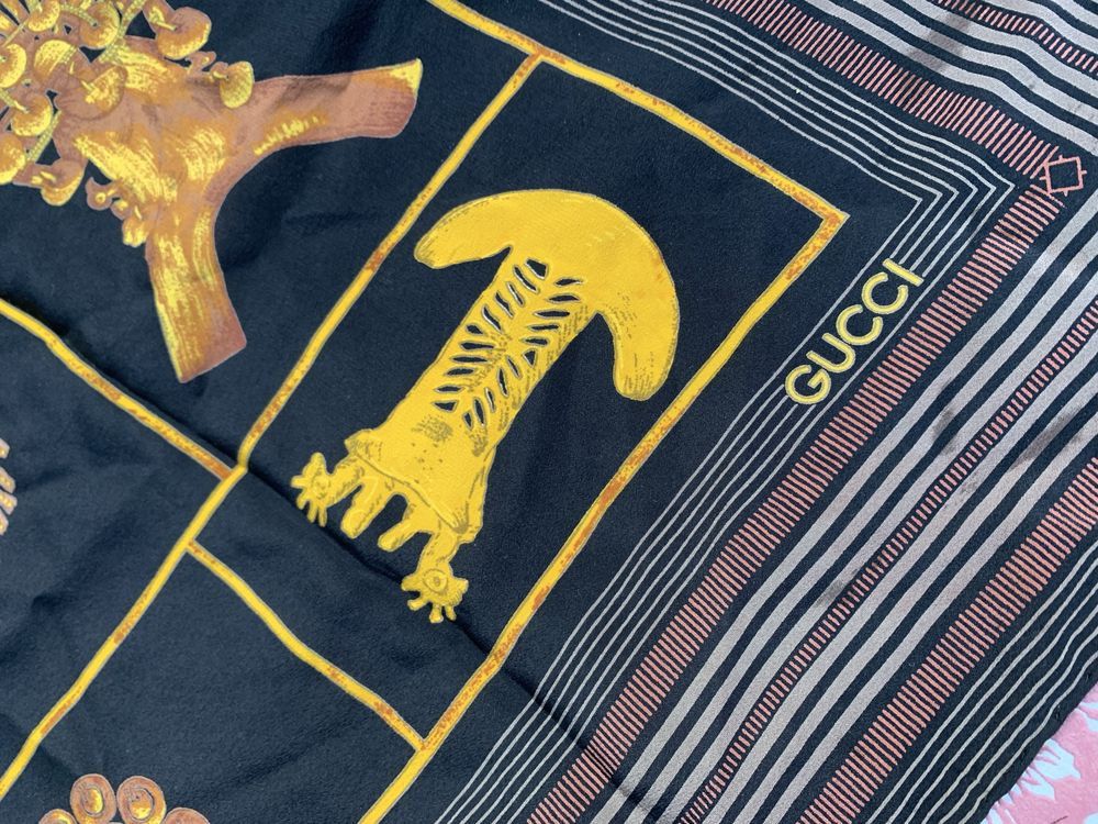 Gucci Vintage Gucci Silk Scarf Size ONE SIZE - 2 Thumbnail