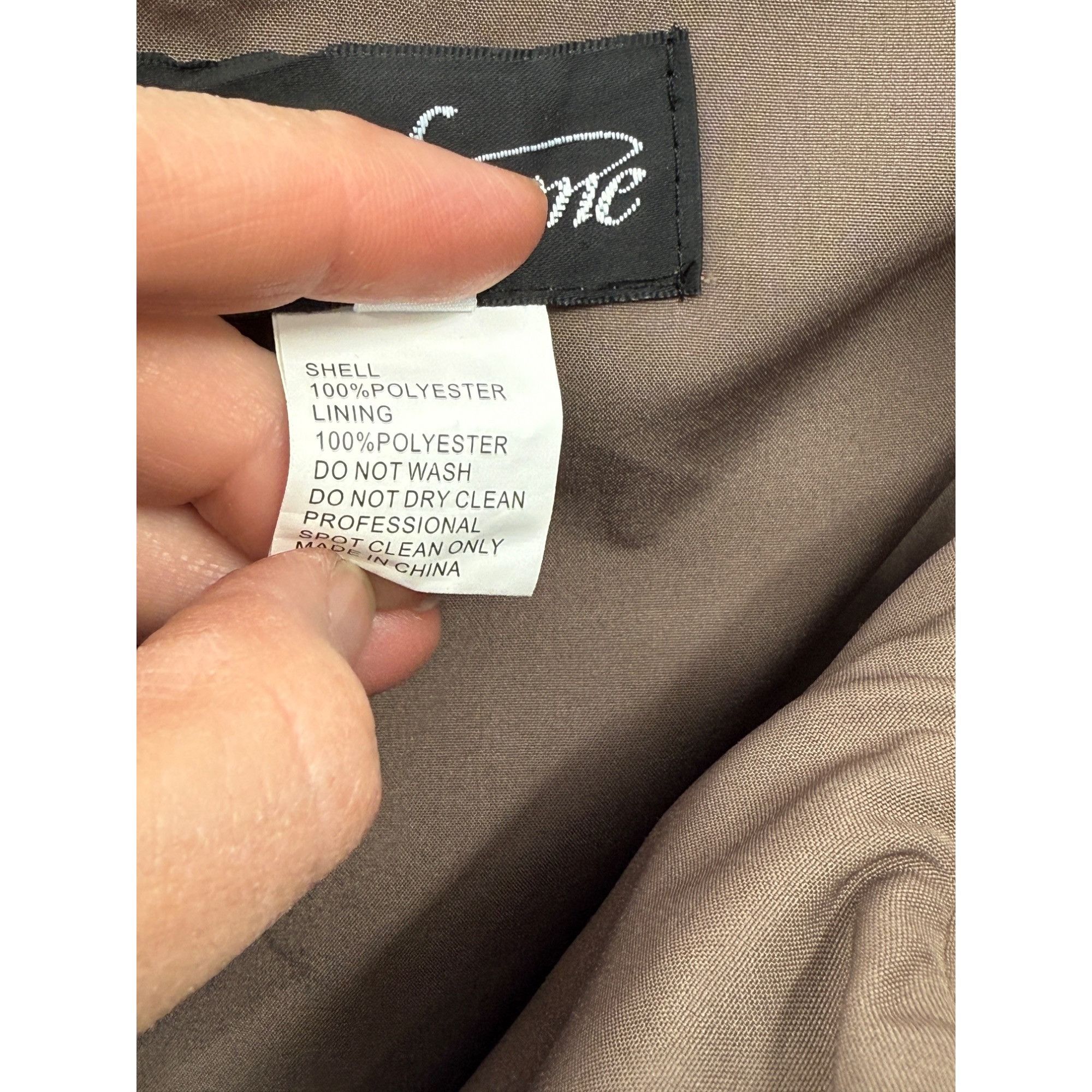 Other La Femme Off-The-Shoulder Gown With Lace Bodice & Satin Skir Size XL / US 12-14 / IT 48-50 - 2 Thumbnail
