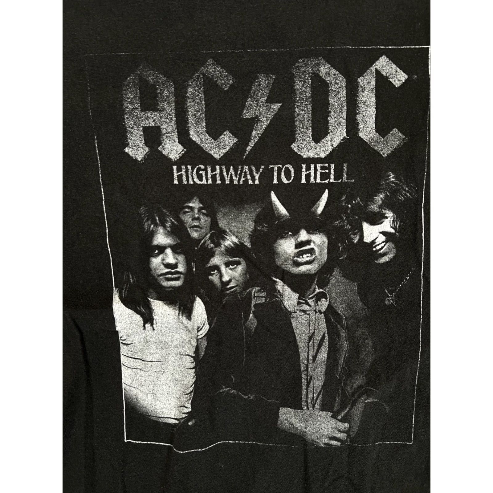 Vintage **AC DC Highway To Hell T-Shirt Men's XL Black Crew Neck Graphic** User: **AC DC Highway To Hell T-Shirt Men's XL Black Crew Neck Graphic** Size US XL / EU 56 / 4 - 2 Thumbnail