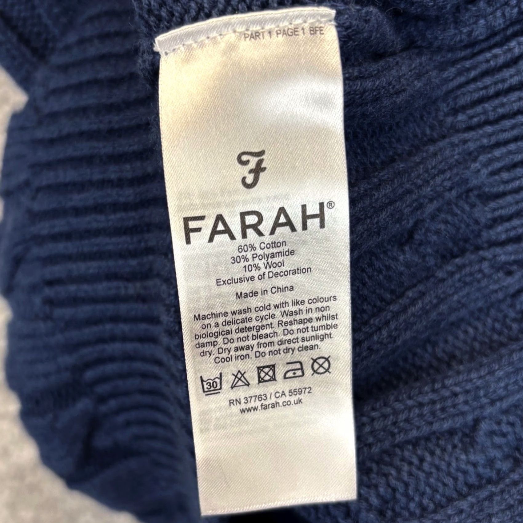 Farah Farah Jumper Cable Knit Navy Medium Mens Crew Neck Long Sleeve Pullover, Regular Fit, Used in Very Good Condition Size US M / EU 48-50 / 2 - 5 Thumbnail