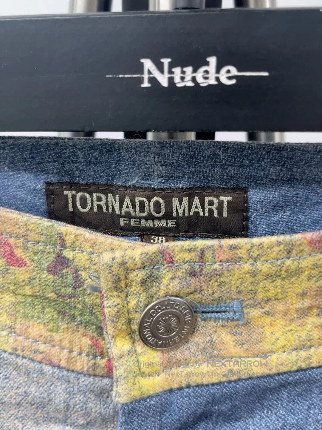 Tornado Mart Beautiful Painted Denim Rose Jeans. Size 37" - 3 Thumbnail