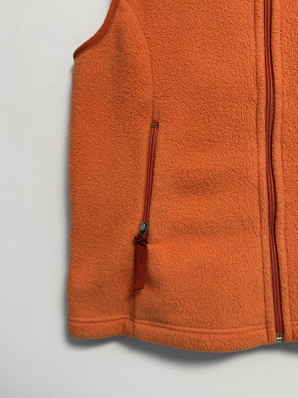 Patagonia Vintage Patagonia Synchilla Women’s Peach Fleece Vest Size XL / US 12-14 / IT 48-50 - 7 Thumbnail