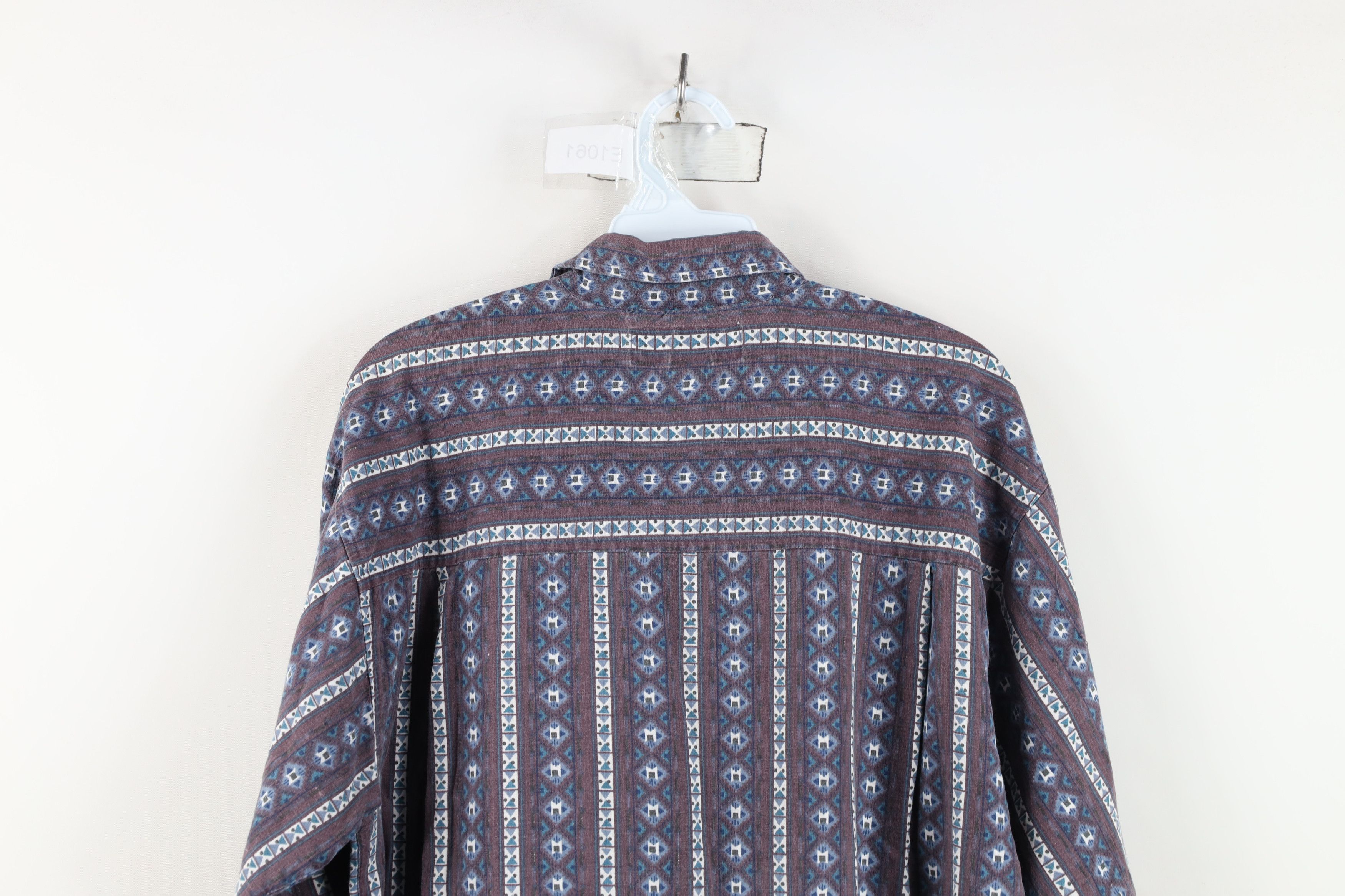 Vintage Vintage 90s Streetwear Geometric Collared Button Shirt Size US S / EU 44-46 / 1 - 10 Thumbnail