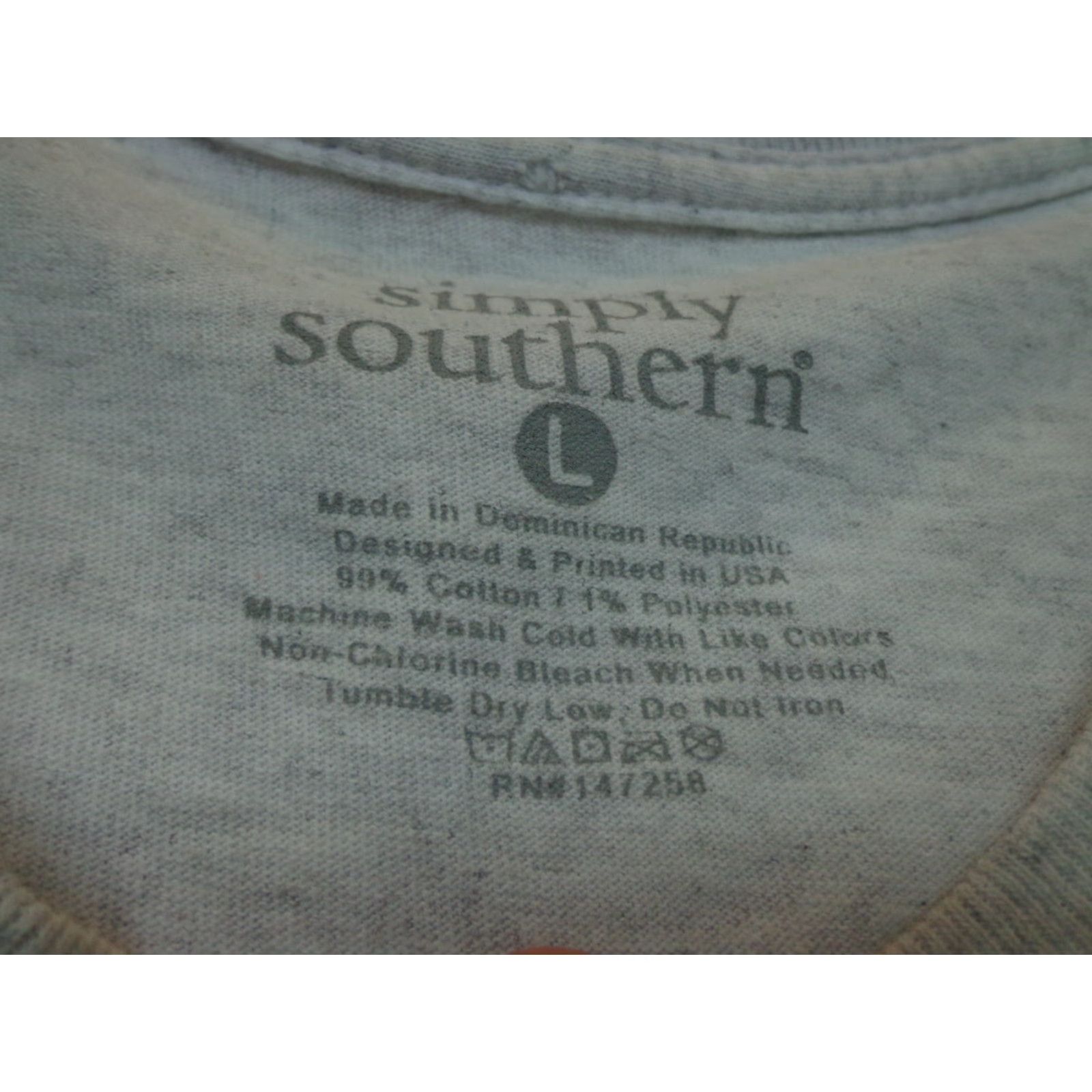 Essentials Simply Southern Kindness Is Essential Short Sleeve Tee XL Gray Womens T-Shirt Flower Fall Spring Summer Size 40" / US 18 - 5 Thumbnail