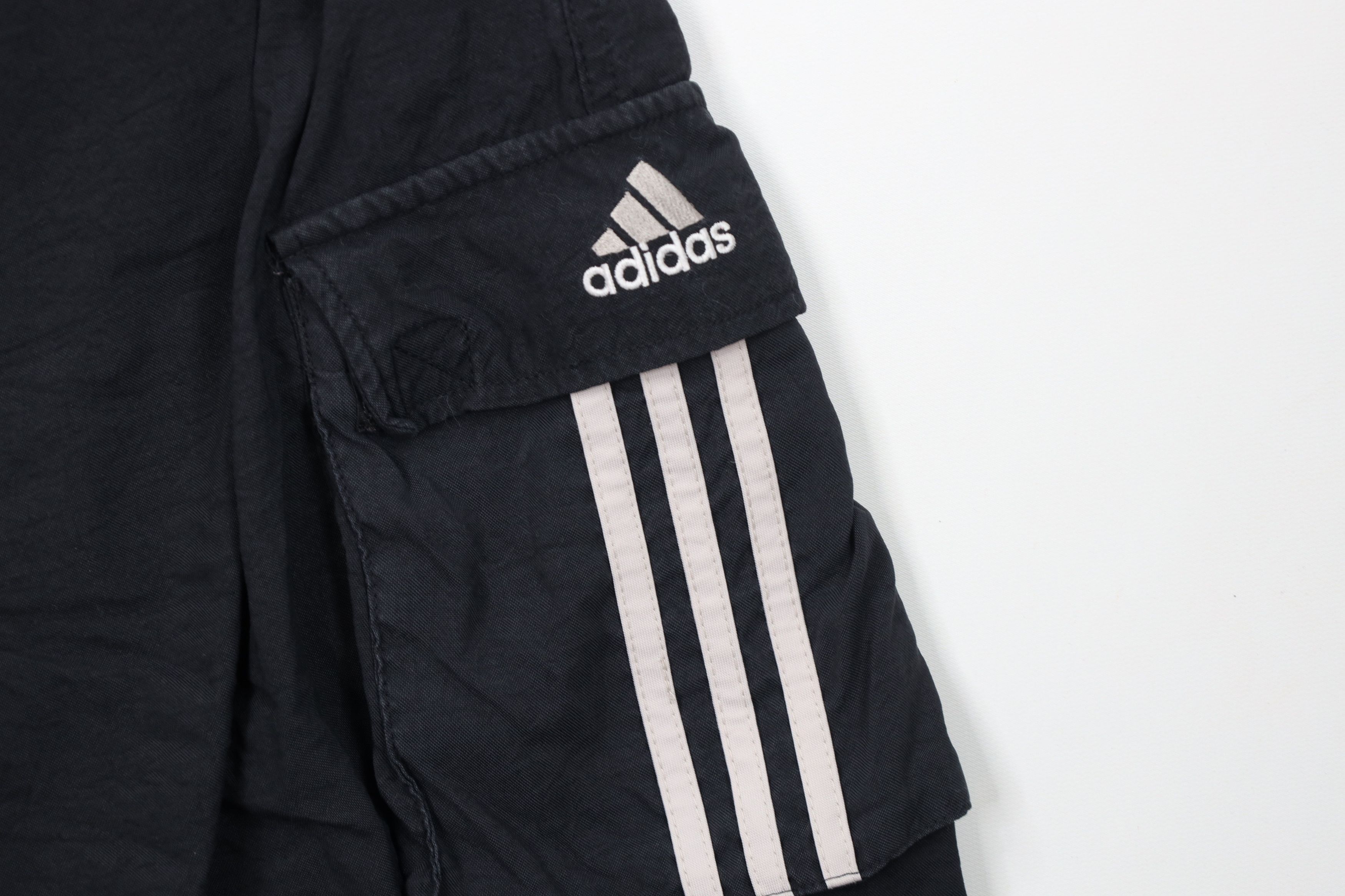 Adidas Vintage 90s Adidas Striped Cargo Shorts Black Polyester Size US 36 / EU 52 - 5 Thumbnail
