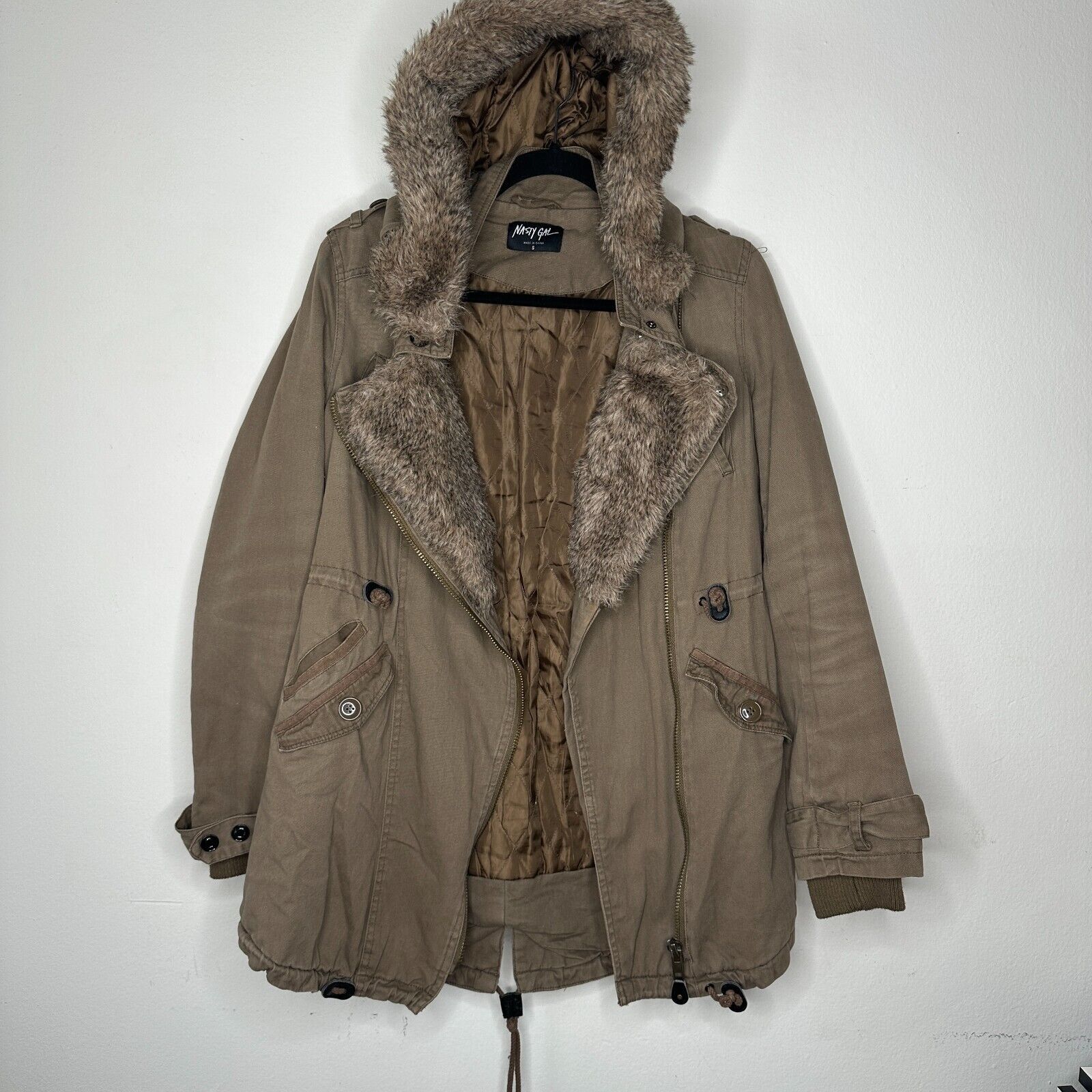 Nasty Gal Nasty Gal Army Green Anorak Jacket Faux Fur Collar & Hood S Size S / US 4 / IT 40 - 2 Thumbnail