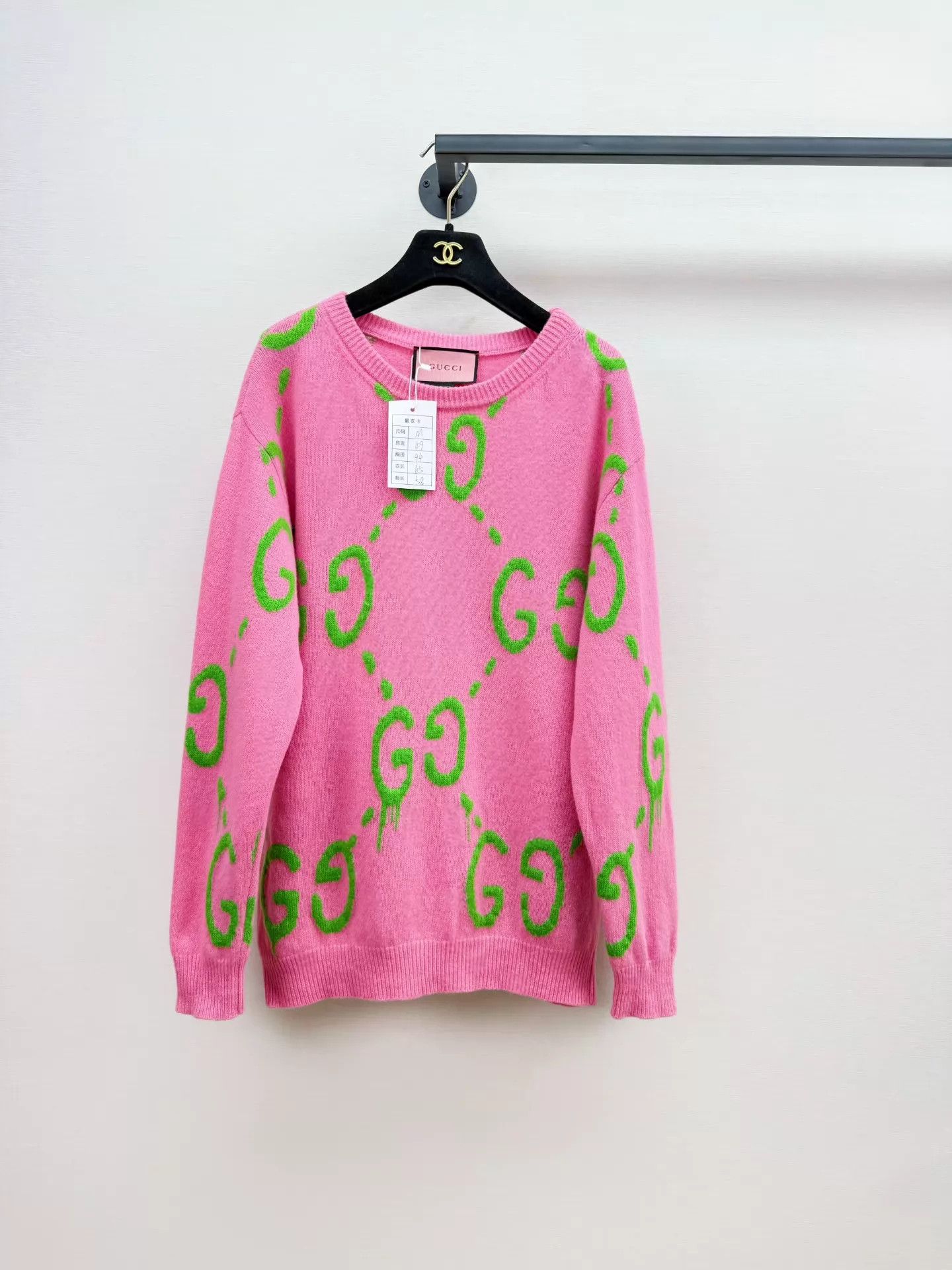 Gucci Gucci All-Over Print Knit Sweater M (worn 2x, like new) Size US M / EU 48-50 / 2 - 1 Thumbnail