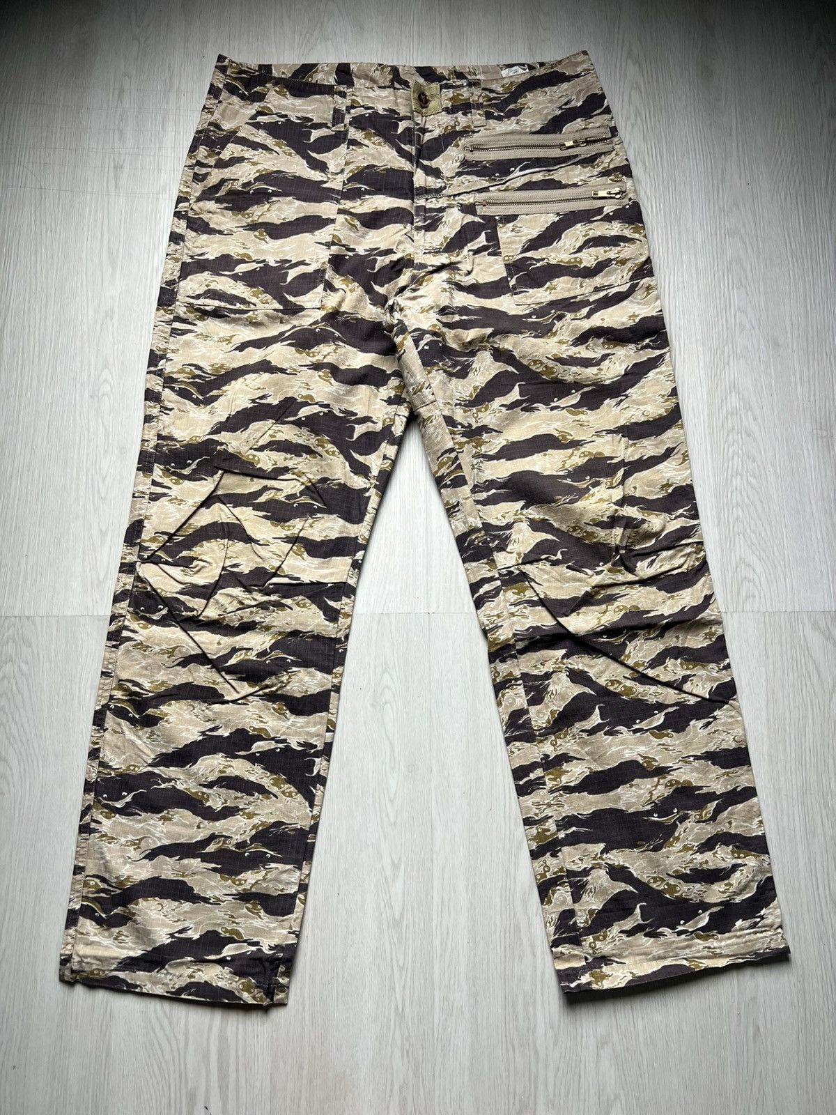 NADA SS05 Nada Rebirth To Tabura Rasa Tiger Stripe Communist Army Size US 34 / EU 50 - 1 Thumbnail