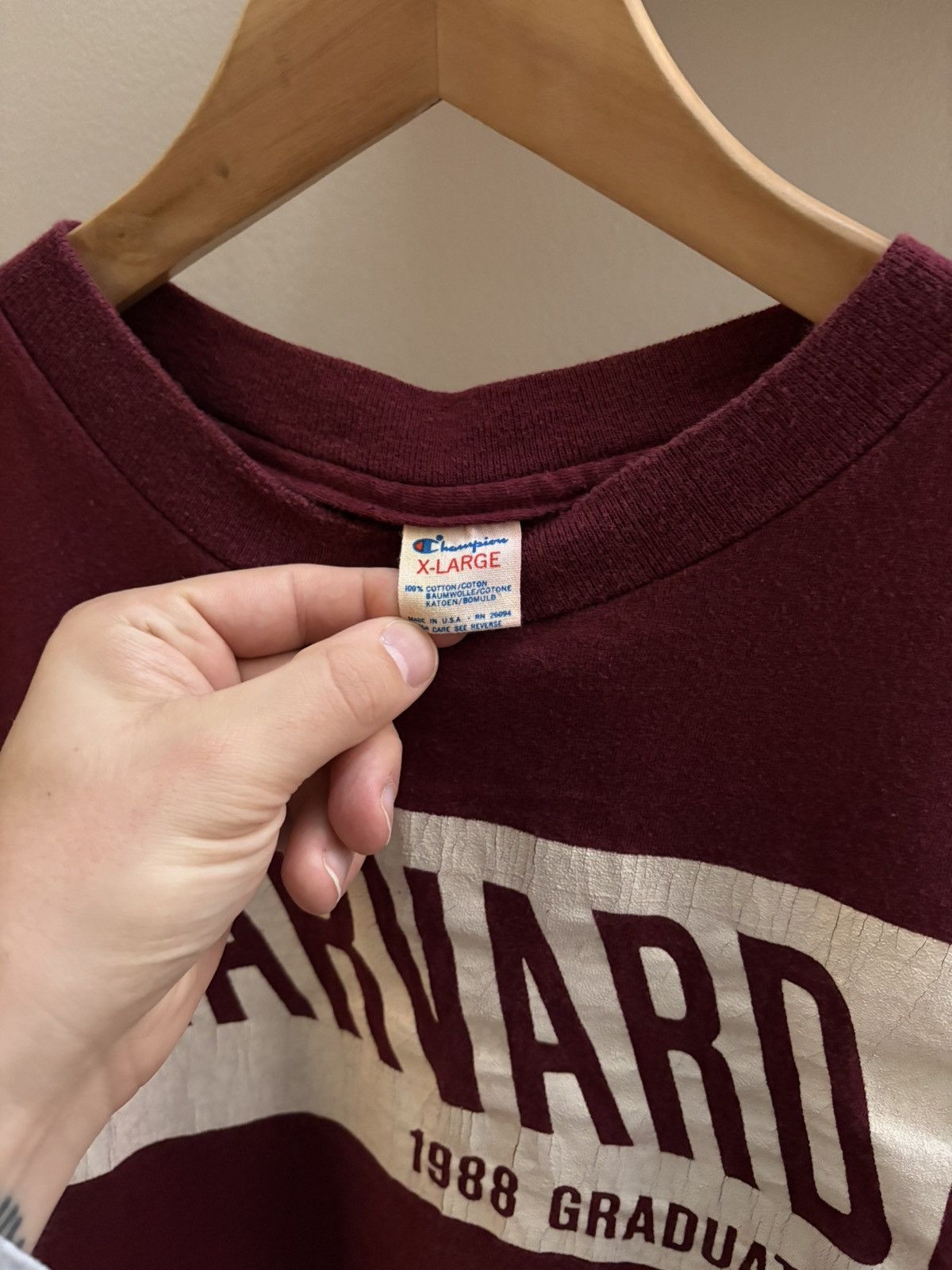 Champion Harvard University 1988 Graduate VTG Champion t-shirt XL Size US XL / EU 56 / 4 - 2 Thumbnail