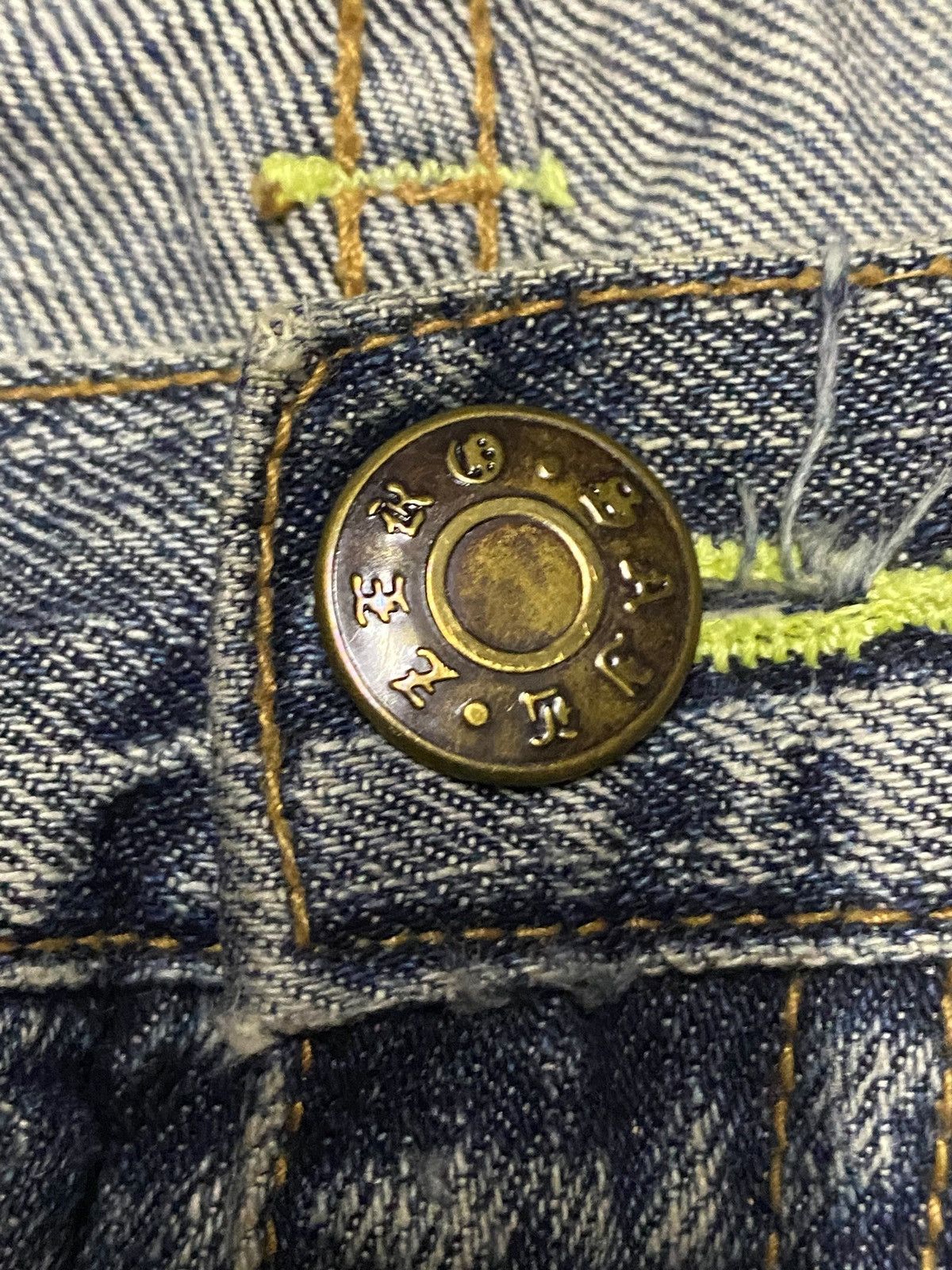 Le Grande Bleu (L.G.B.) Vintage Japanese Brand Thunder Distressed Little Bootcut Size US 35 - 9 Thumbnail
