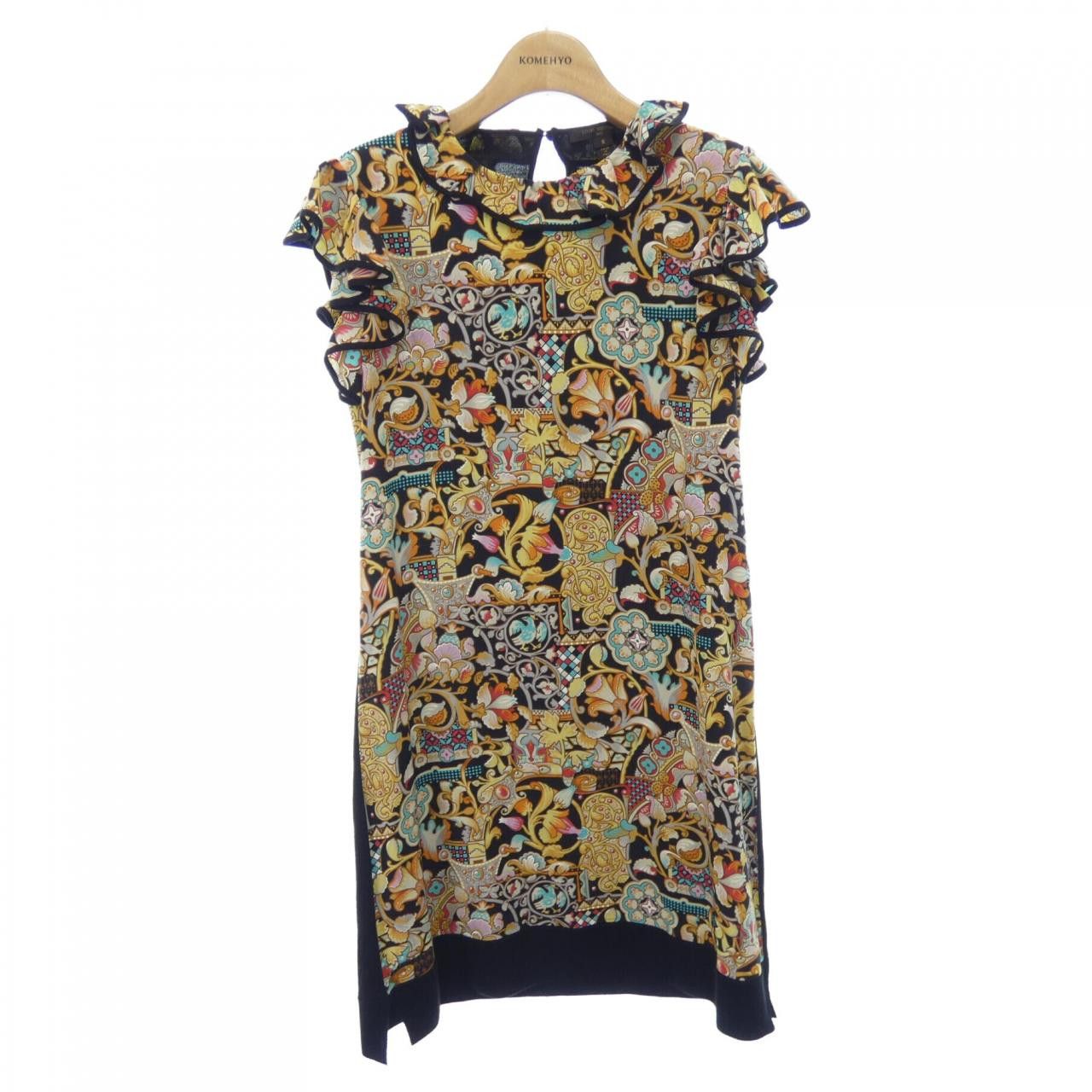Louis Vuitton Louis Vuitton Louis Vuitton Dress Others Dresses F9KD410LV DUTY FREE for USA Size ONE SIZE - 1 Thumbnail