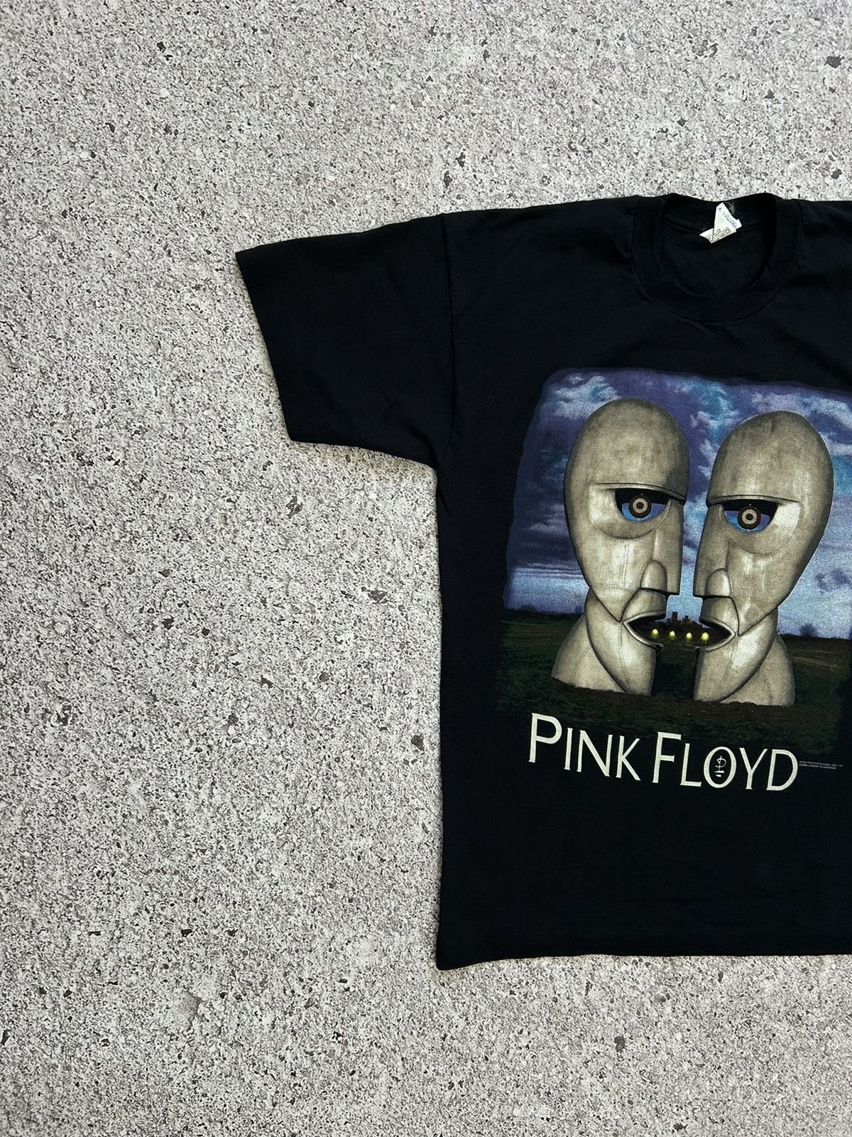 Band Tees × Pink Floyd × Vintage Vintage 90s Pink Floyd European Tour 1994 Rock Band T-Shirt Size US L / EU 52-54 / 3 - 4 Thumbnail