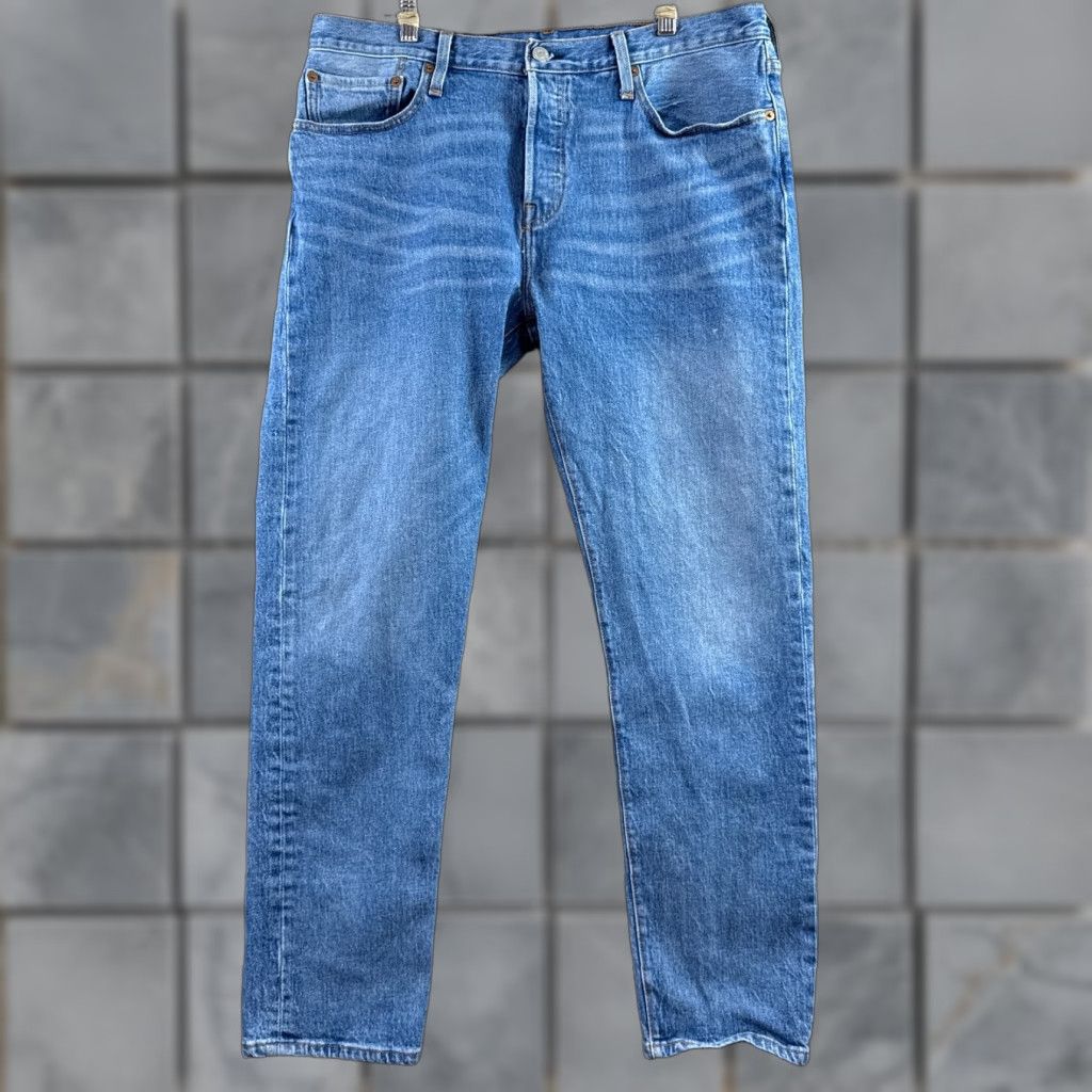 Levi's VINTAGE Levi's 501 Jeans Women Blue High Rise Denim Pant Button Fly 35x30 501 CT Series Womens Jeans Size 24" / US 00 / IT 34 - 1 Thumbnail