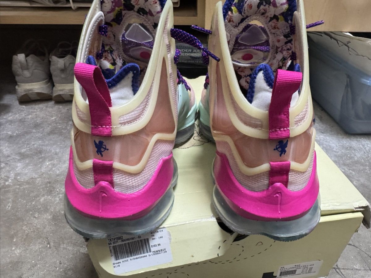 Nike Nike LeBron XIX Vanentines limited edition Size US 12 / EU 45 - 16 Thumbnail