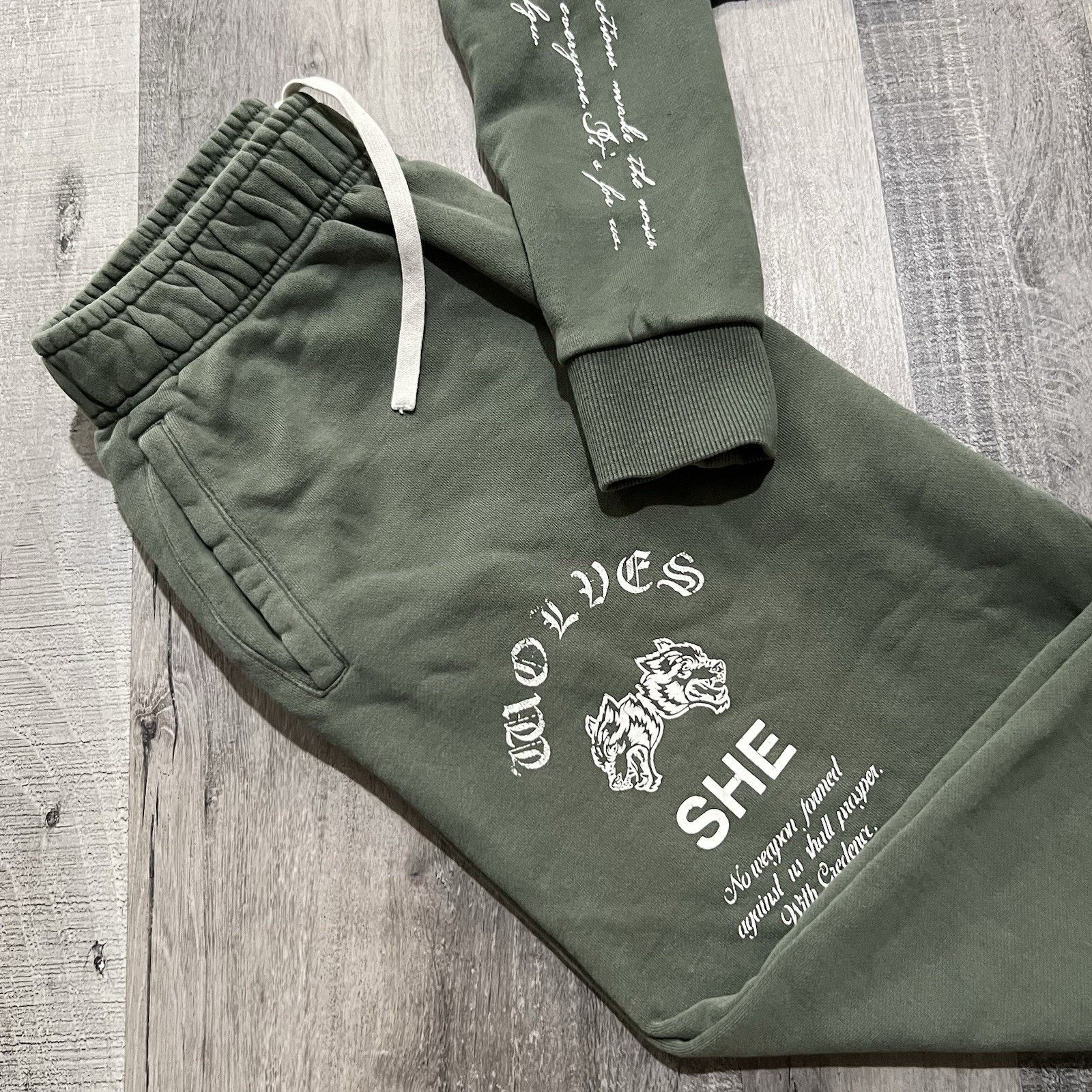 Darc Sport Darc Sport Wolves SHE Crop Hoodie Sweatpants Suit Small #108 Size 30" / US 8 / IT 44 - 4 Thumbnail