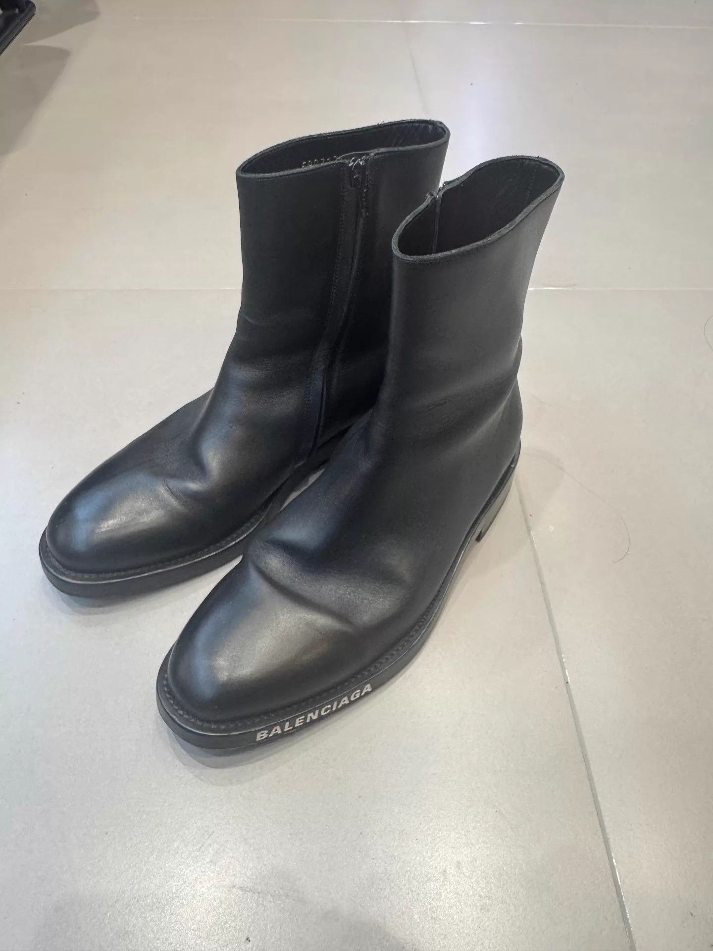 Balenciaga Balenciaga Classic Black Chelsea Boot Men's Size 40 Size US 7 / EU 40 - 1 Thumbnail