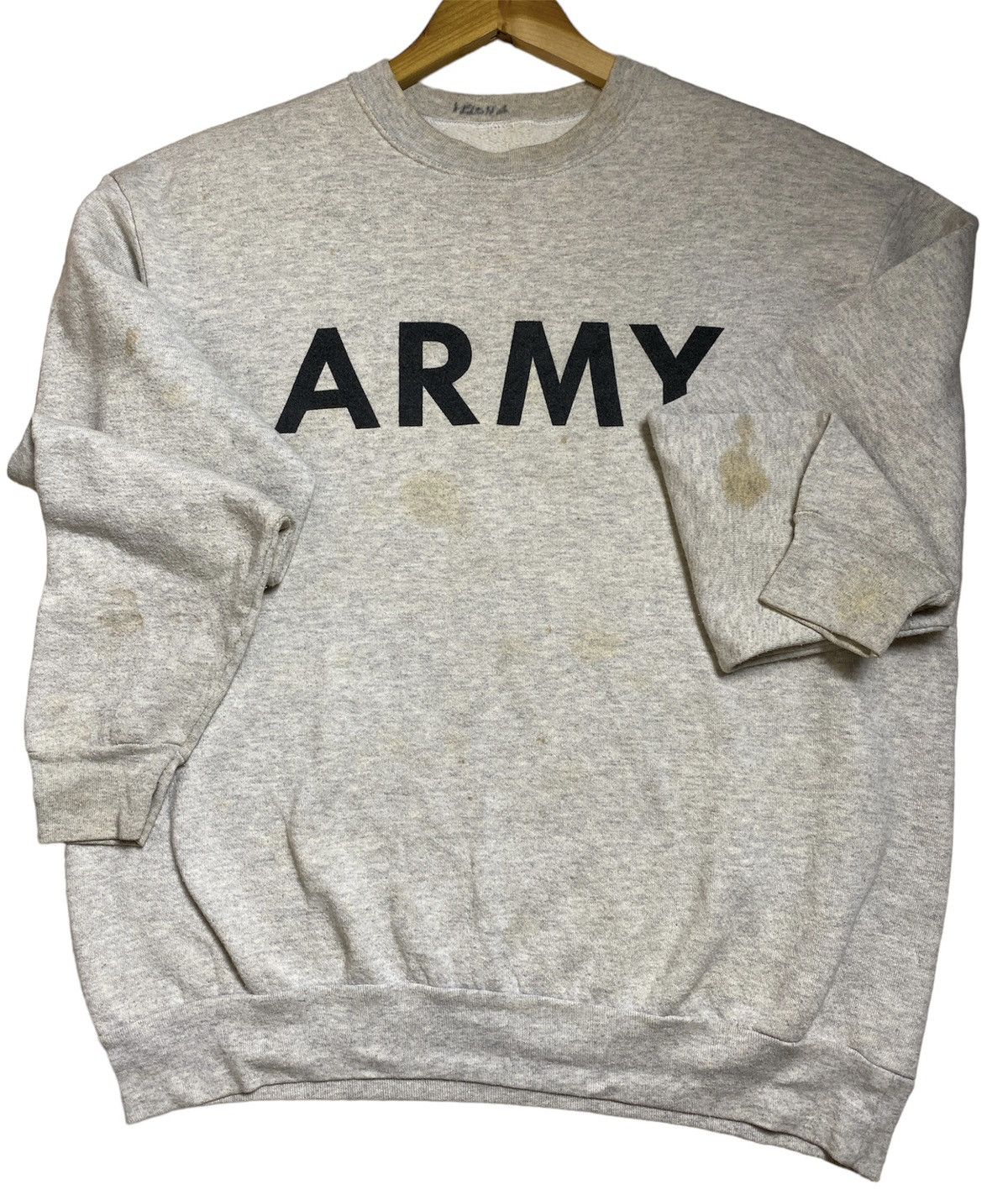 Vintage VINTAGE US Army IPFU Training Sweatshirt Gray Heather Size US L / EU 52-54 / 3 - 7 Thumbnail
