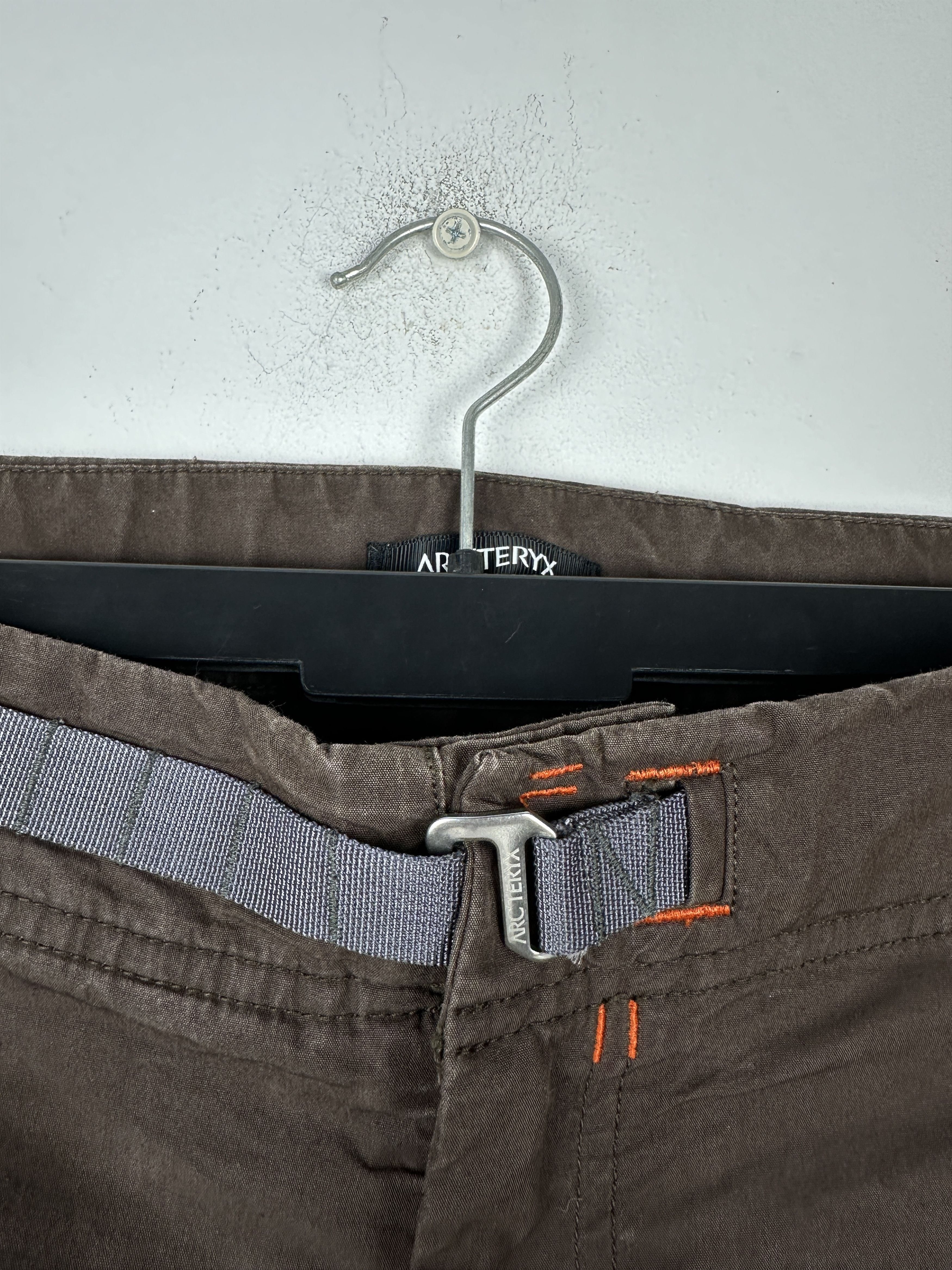 Arc'teryx Arcteryx Logo Brown Shorts With Belt Size US 36 / EU 52 - 4 Thumbnail