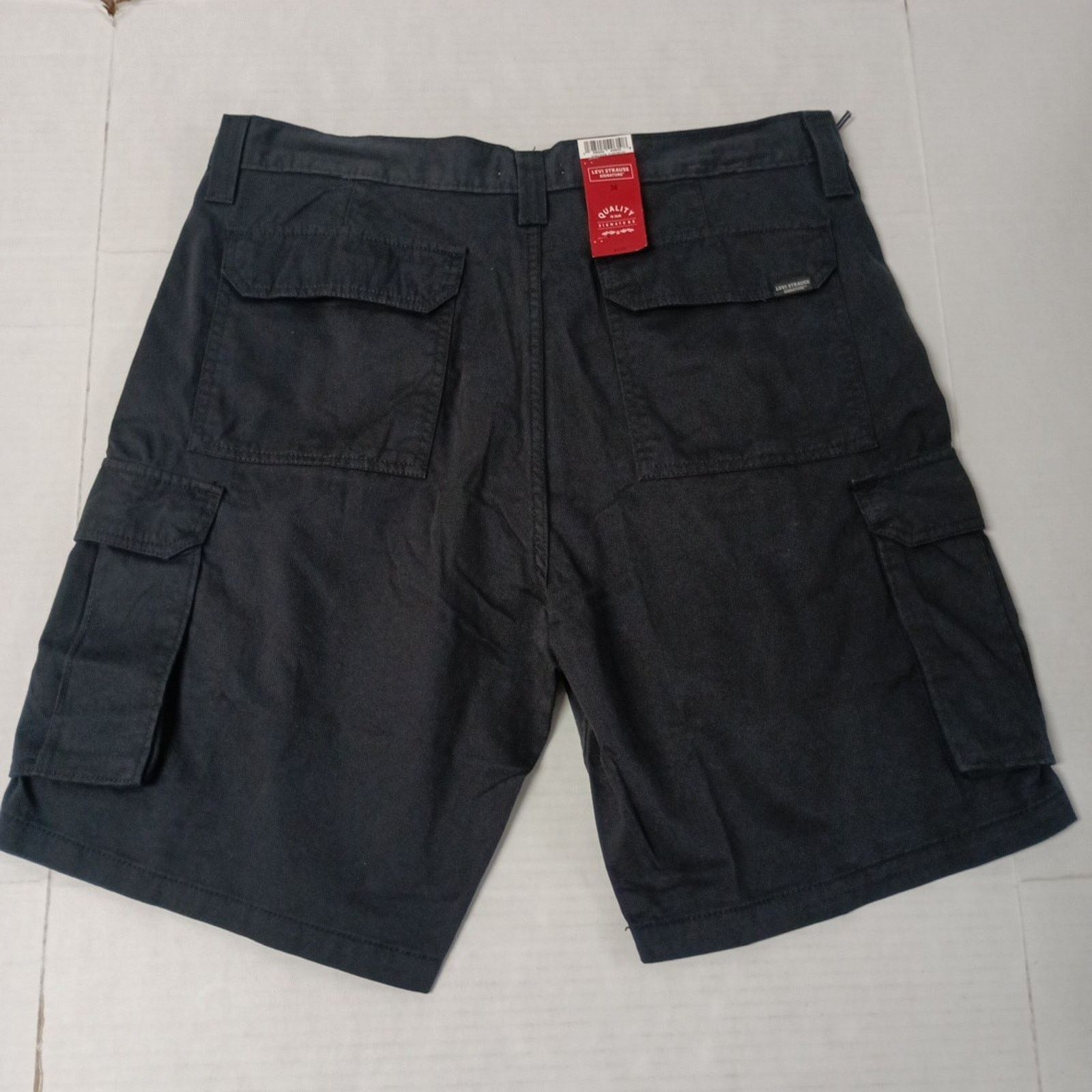 Levi's Levi Strauss Cargo Shorts Men's Size 36 Black 10" Inseam Size US 36 / EU 52 - 5 Thumbnail