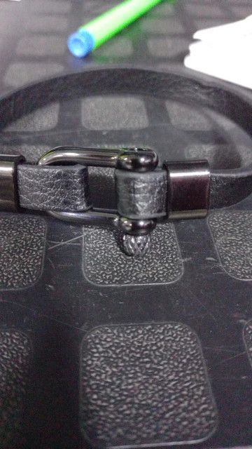 Other U shape Leather Bracelet Screw Shackle Cuff Gift For Him Size ONE SIZE - 1 Thumbnail