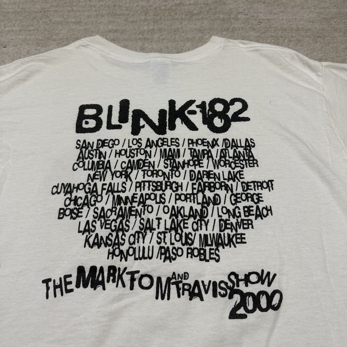Fruit Of The Loom Vintage Y2K Blink 182 Mark Tom and Travis Show Tour T-shirt Size US XL / EU 56 / 4 - 8 Thumbnail