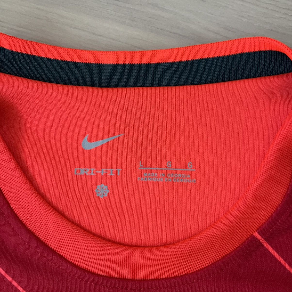 Nike Nike Liverpool M. Salah soccer jersey Size US L / EU 52-54 / 3 - 9 Thumbnail