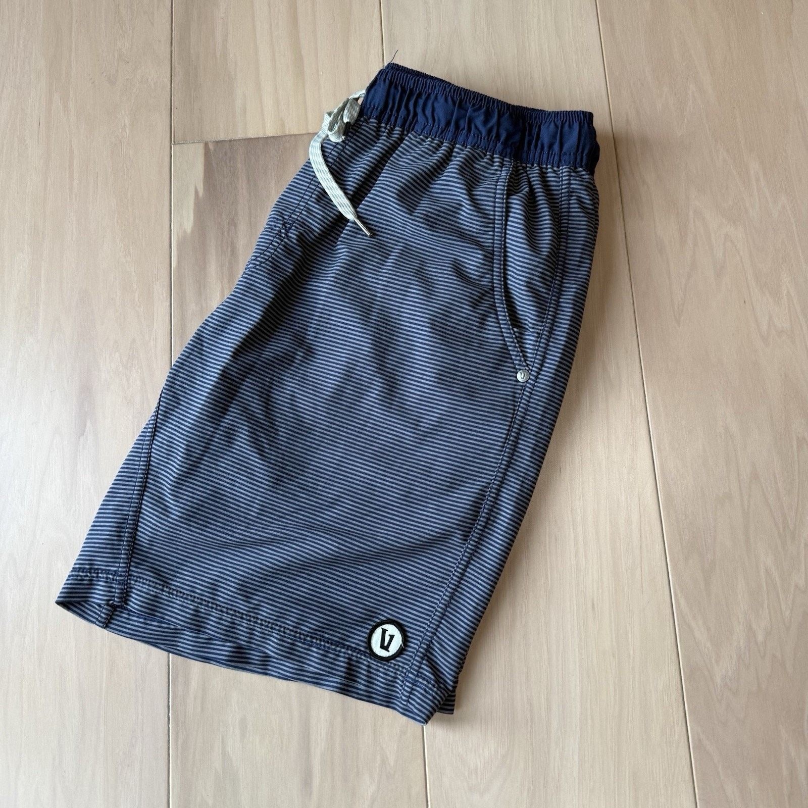 Vuori Vuori Kore Shorts Large Blue Lightweight Workout Athleisure Size US 28 / EU 44 - 8 Thumbnail