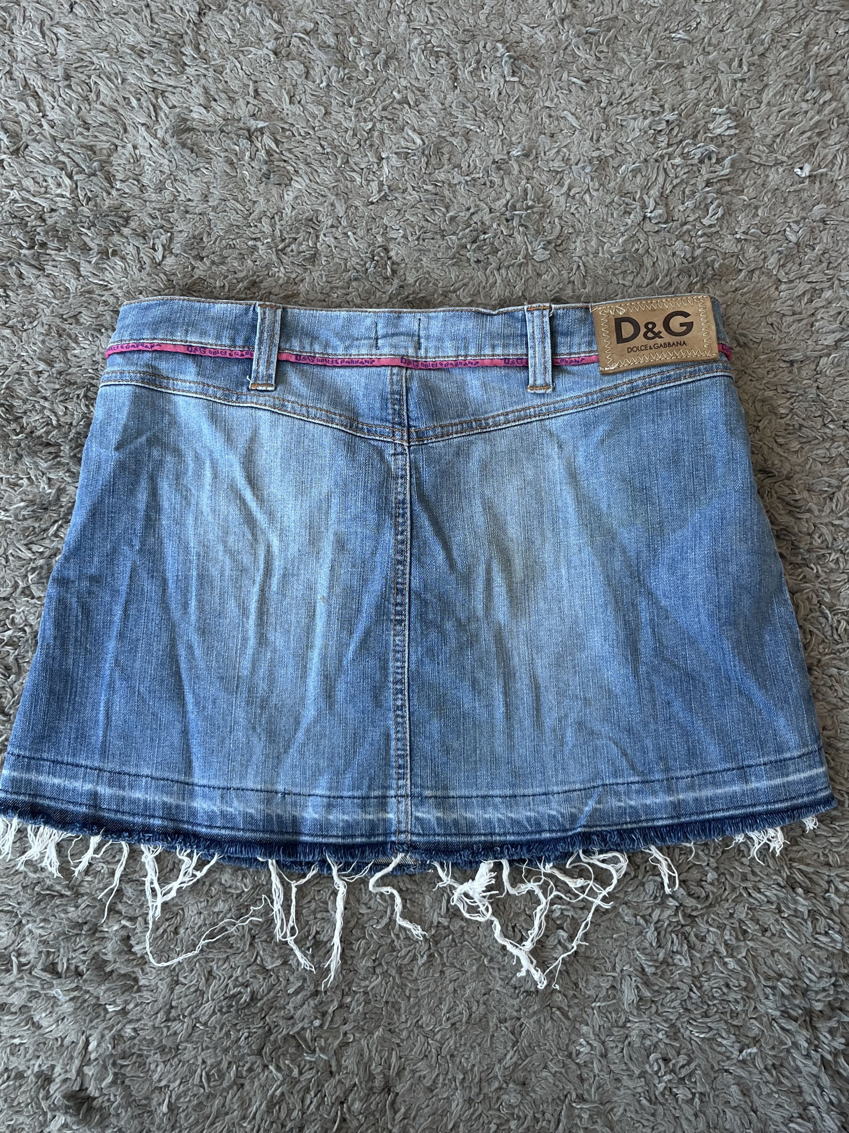 Dolce & Gabbana D&G Vintage Rare Mini Skirt With Pink Pipping On Blue Denim Size 30" / US 8 / IT 44 - 6 Thumbnail