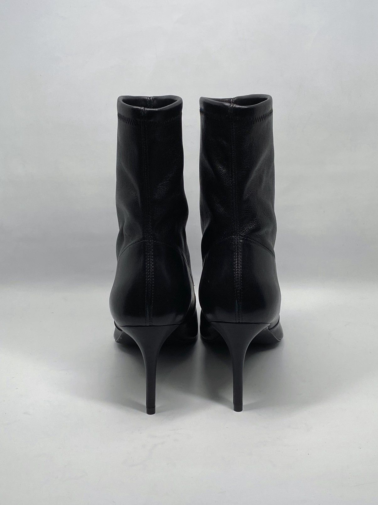 Stuart Weitzman Linsi 75 Leather Sock Bootie size 11
